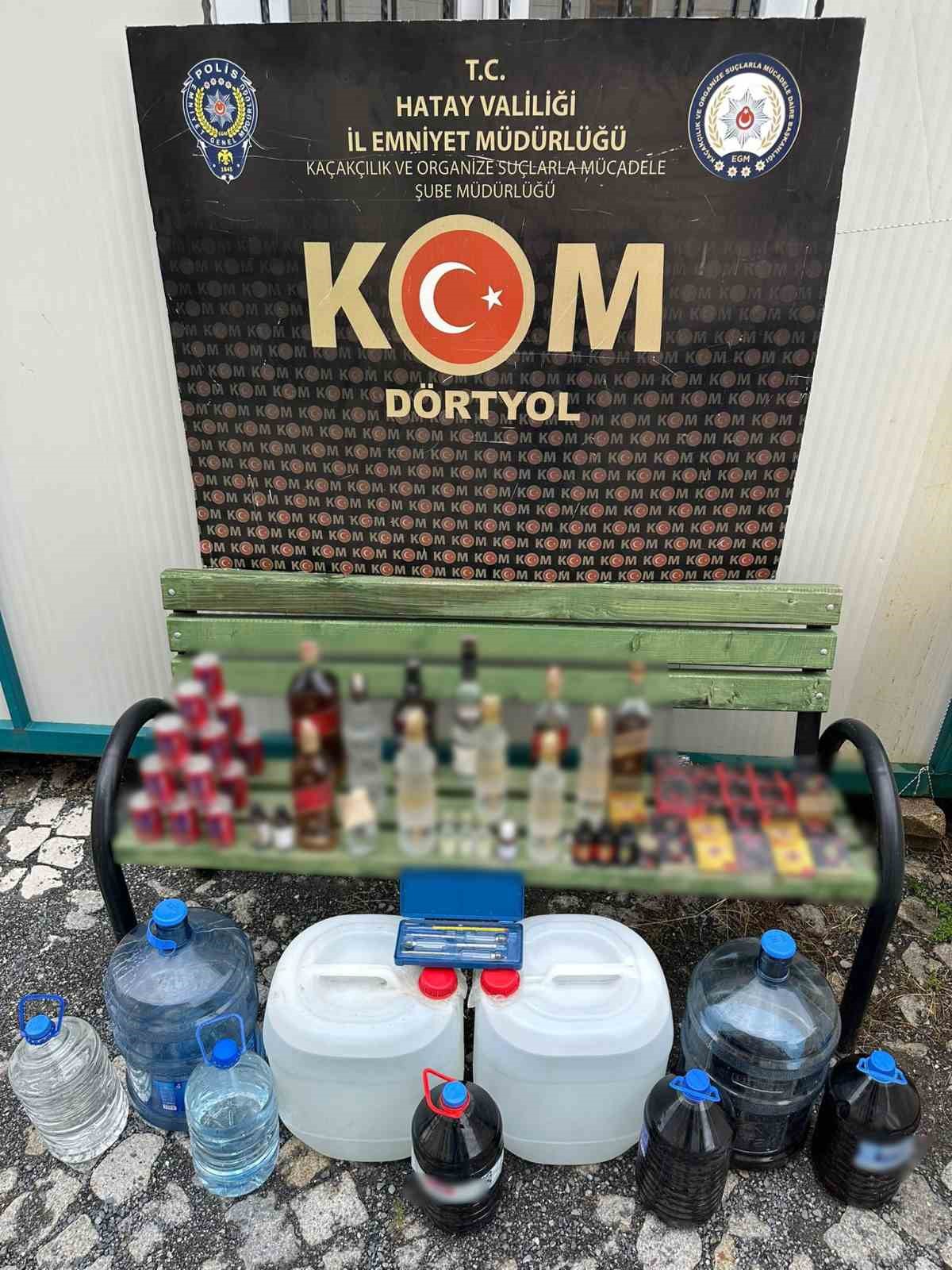 Hatay’da yılbaşı öncesi sahte içki operasyonu: Bin 284 litre kaçak alkol ele geçirildi
