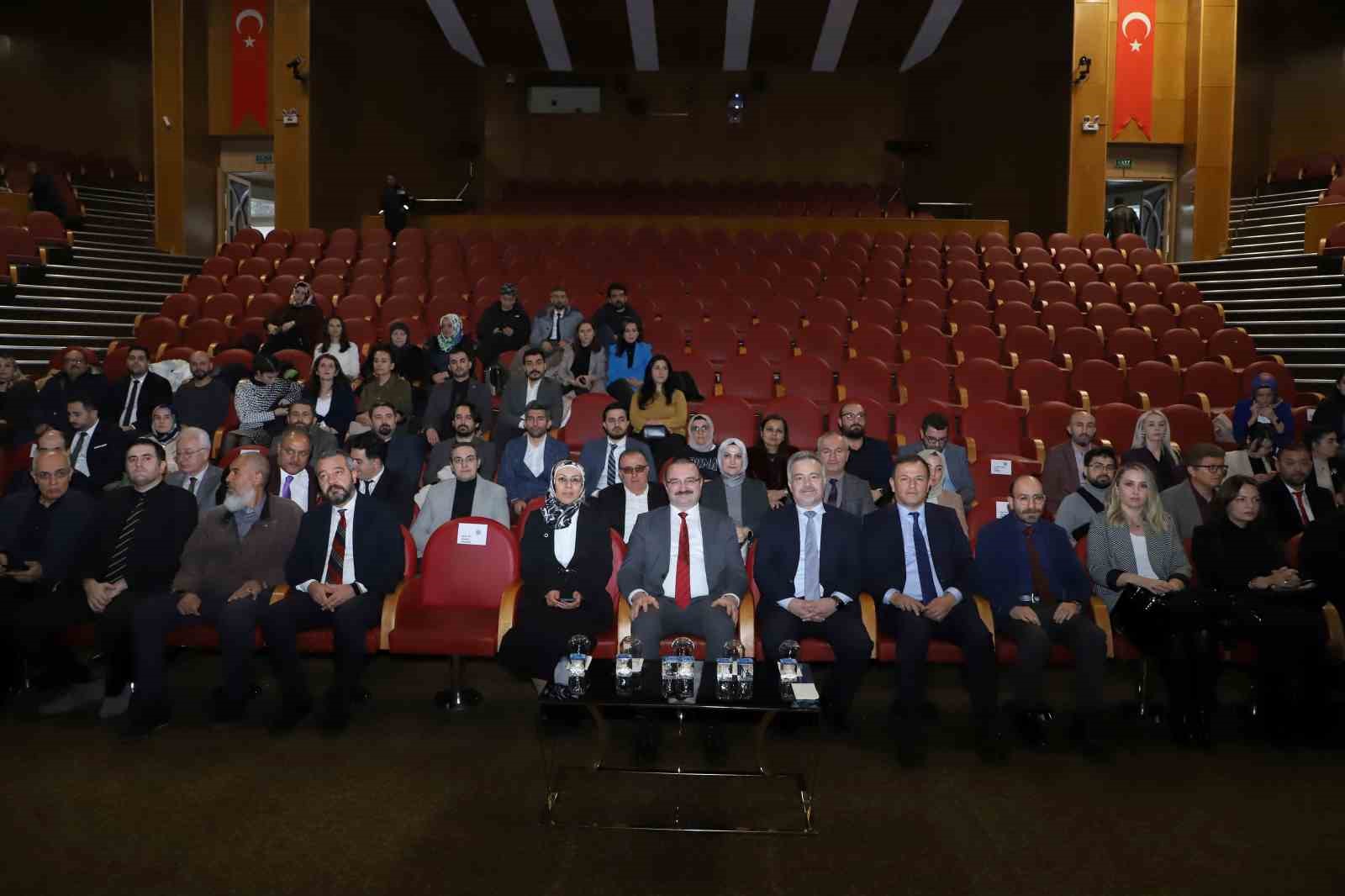 Atatürk Üniversitesi, akademisyenlerini ödüllendirmeye devam ediyor
