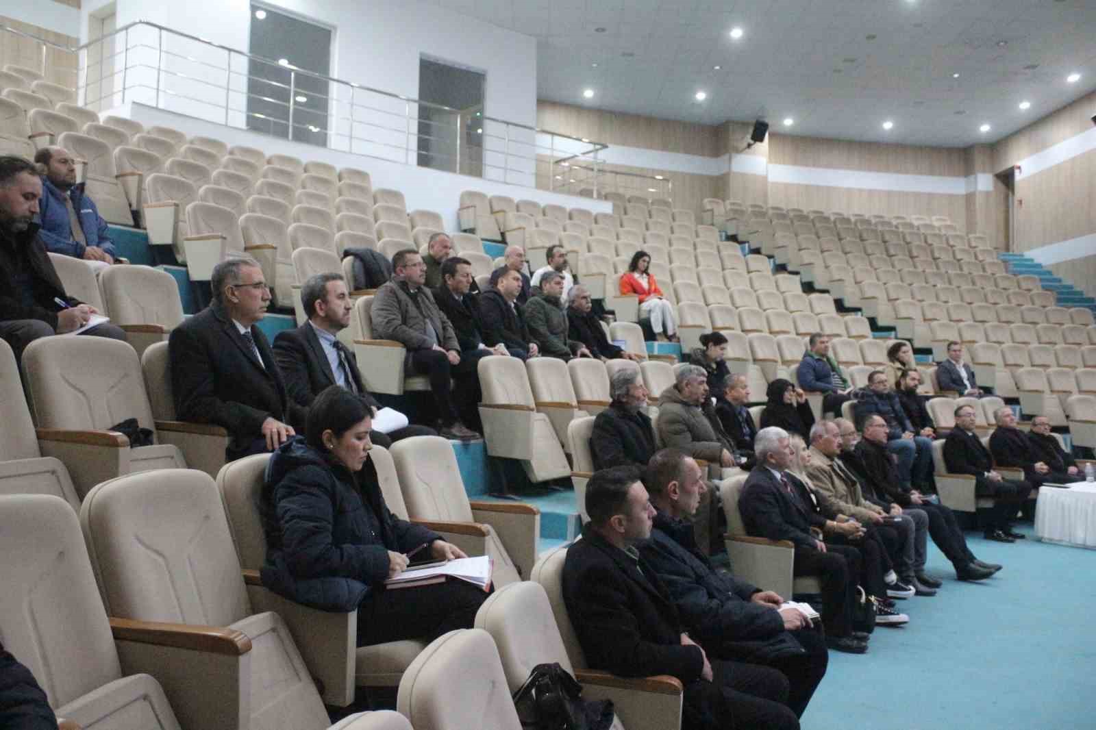 Sünnetci: "Kursiyerlerimizin ihtiyaçlarına uygun kurslar planlamalıyız"
