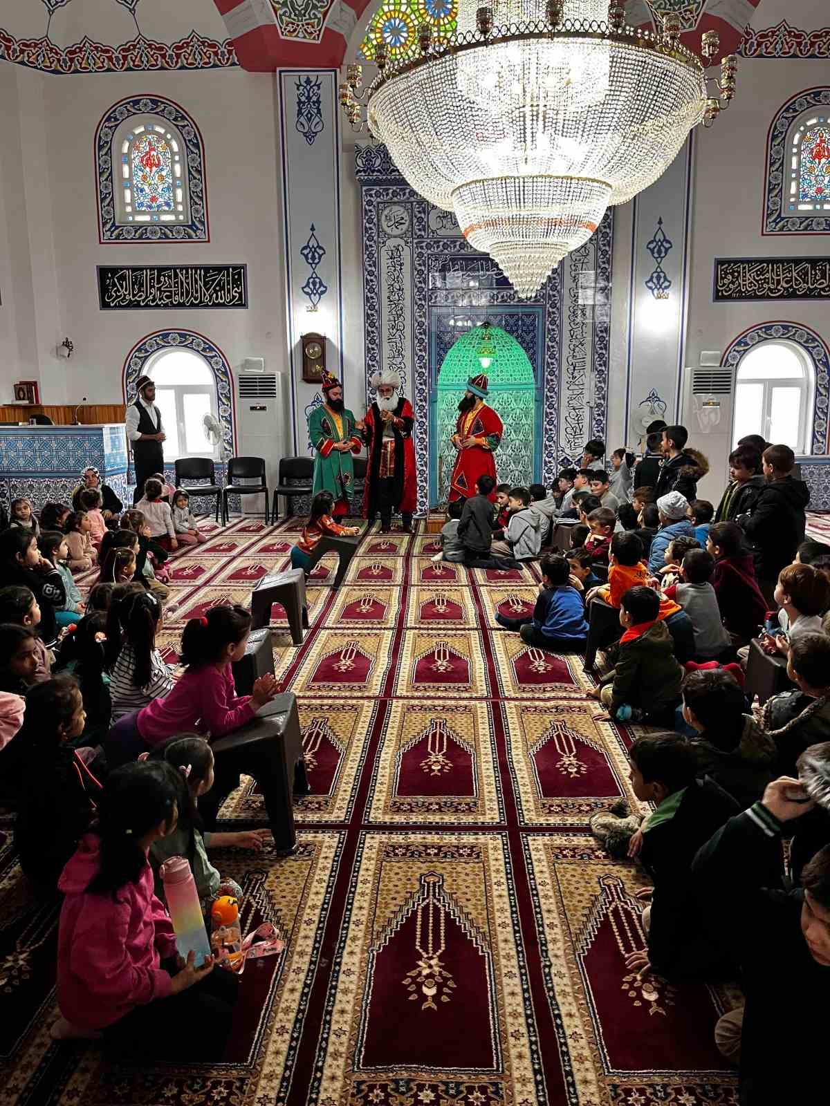 Çocukların camiye alışmasını sağlamak için çeşitli etkinlikler düzenlendi
