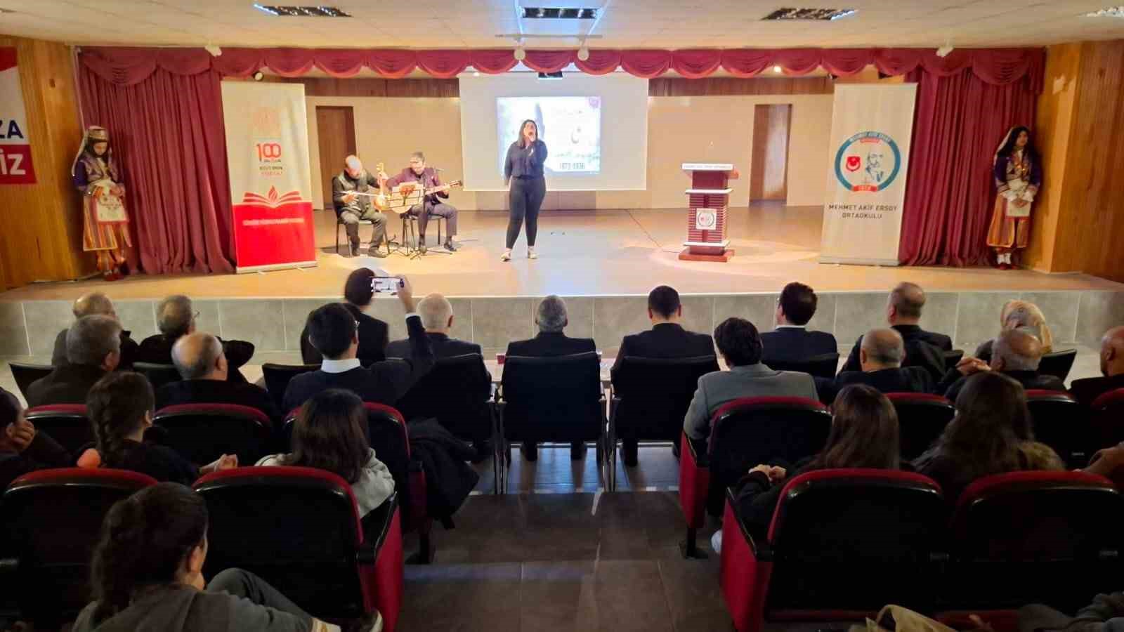 Mehmet Akif Ersoy vefatının 88. yıldönümünde Çorum’da anıldı