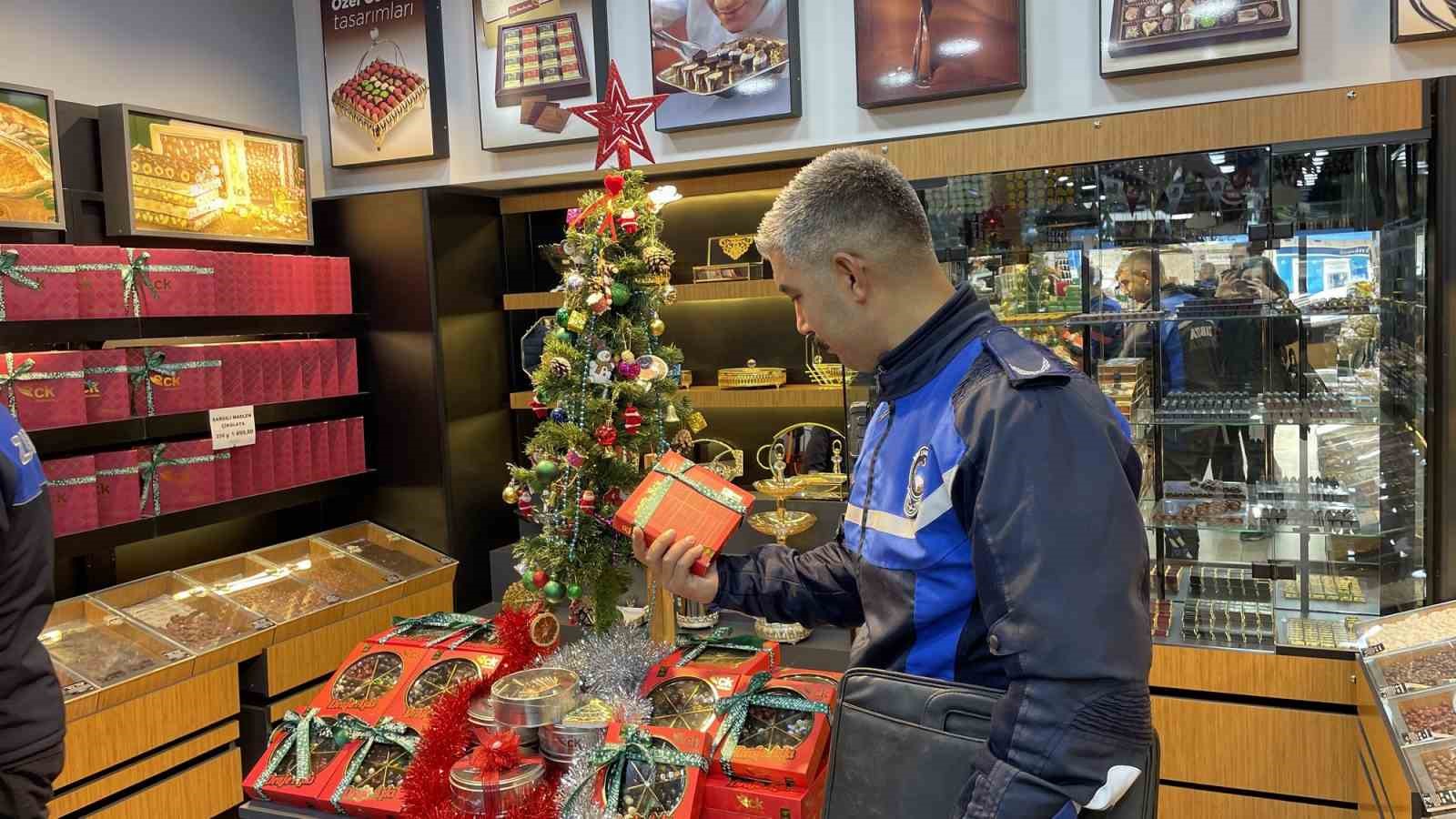 Aliağa Belediyesi Zabıta Müdürlüğü’nden yılbaşı denetimi