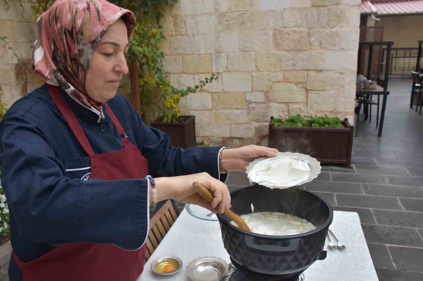 Gaziantep’in doğal antibiyotik ve kış yemeği: Şiveydiz
