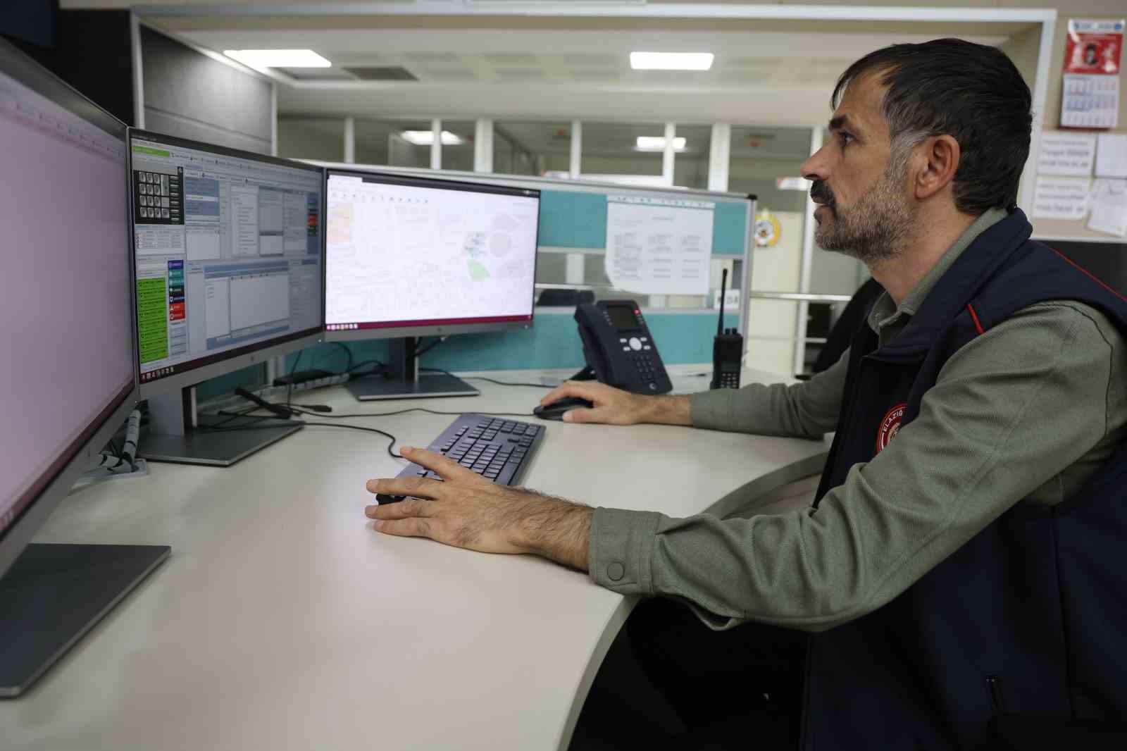 Elazığ 112 Acil Çağrı Merkezi 1 yılda 430 bin asılsız çağrı aldı
