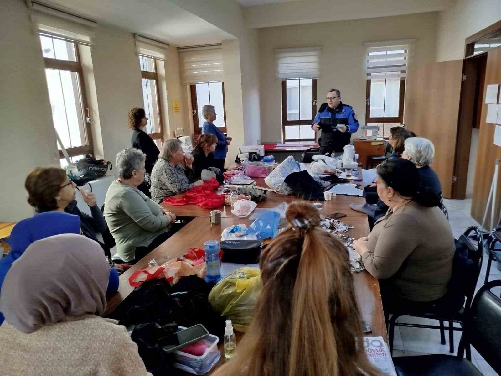 Eskişehir’de vatandaşlar hırsızlık ve dolandırıcılık konusunda bilinçlendirildi