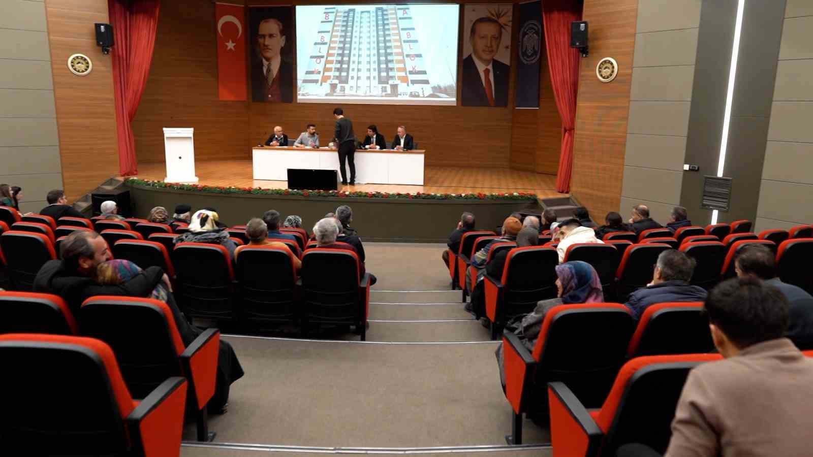 Yıldırım Beyazıt Mahallesi 1. Etap&rsquo;ta 40 daire sahiplerini buldu
