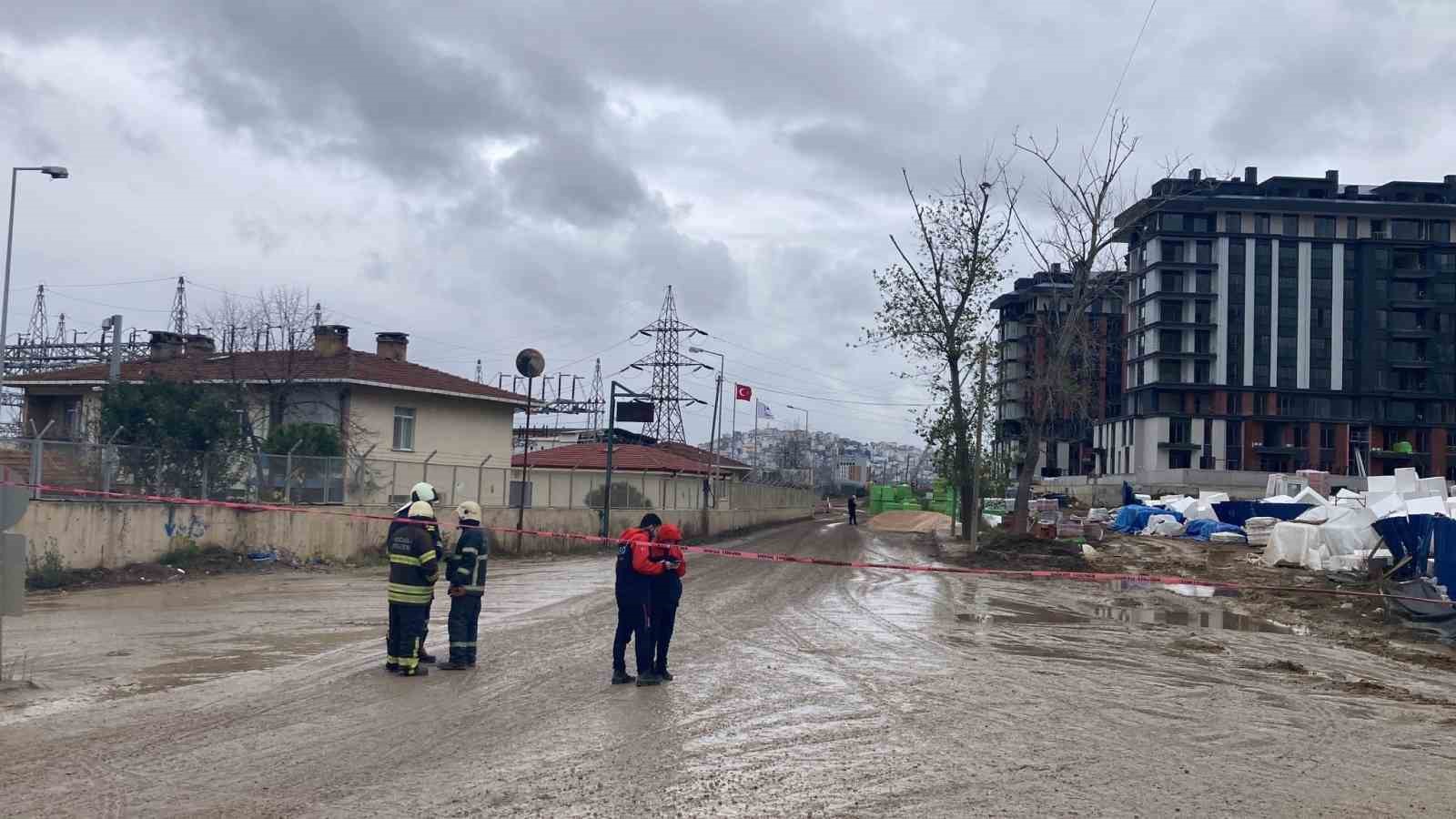 İş makinesi doğalgaz borusunu deldi, 13 mahallenin gazı kesildi