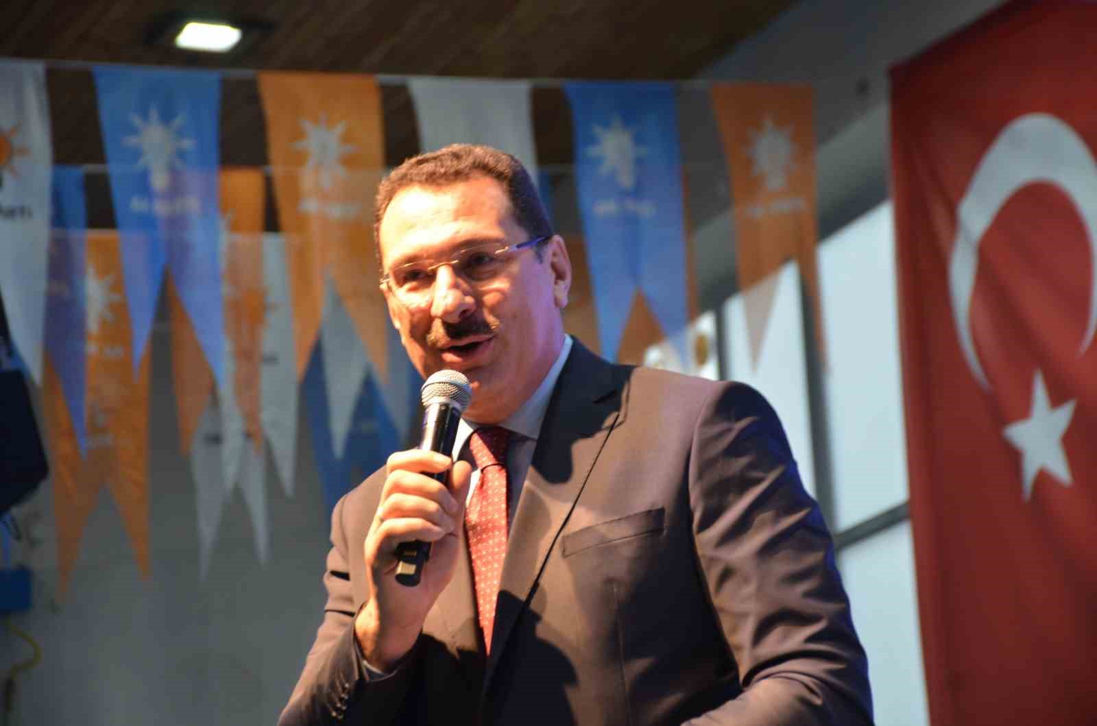 AK Parti Genel Başkan Yardımcısı Yavuz: "Pres makinelerinde cezaevlerinde işkencelerle on binlerce kişi ölmüş"