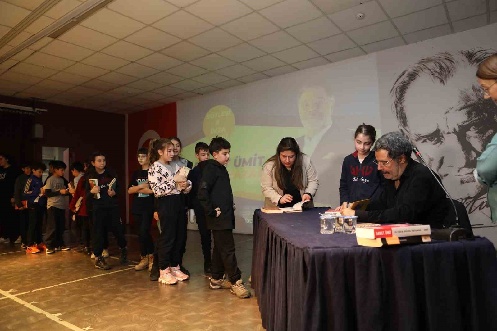 Gaziantep Kolej Vakfı Ahmet &Uuml;mit&rsquo;i ağırladı
