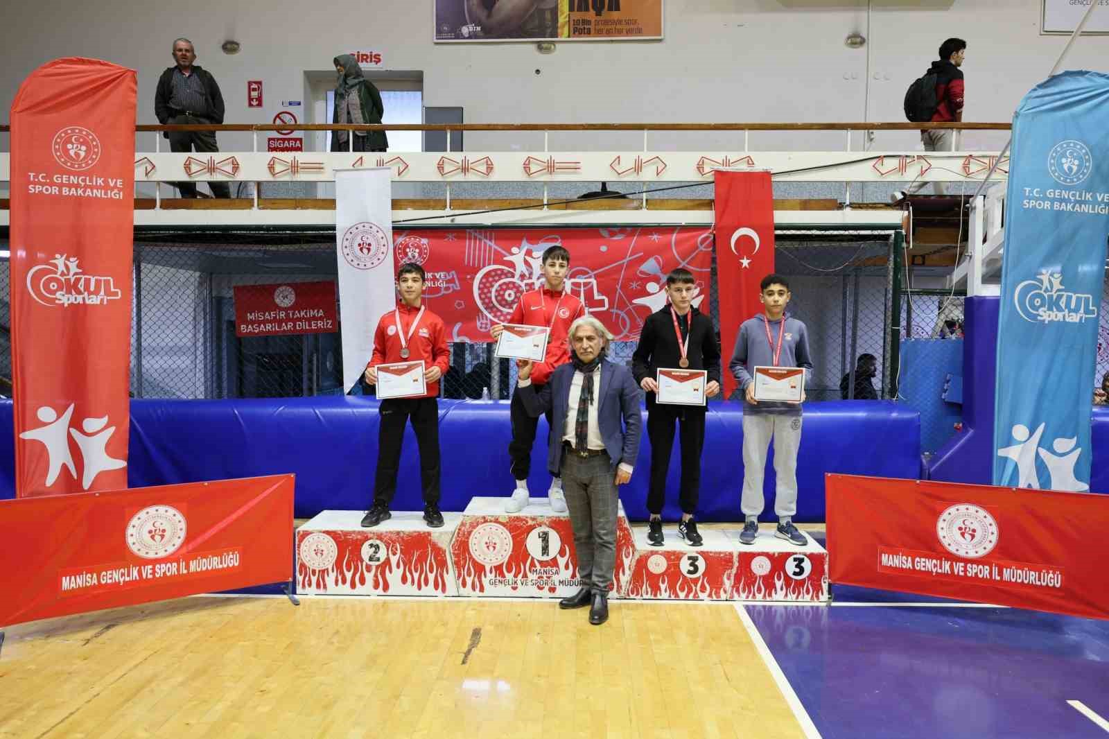 Manisa’da yapılan Okul Sporları Güreş Grup Müsabakaları sona erdi
