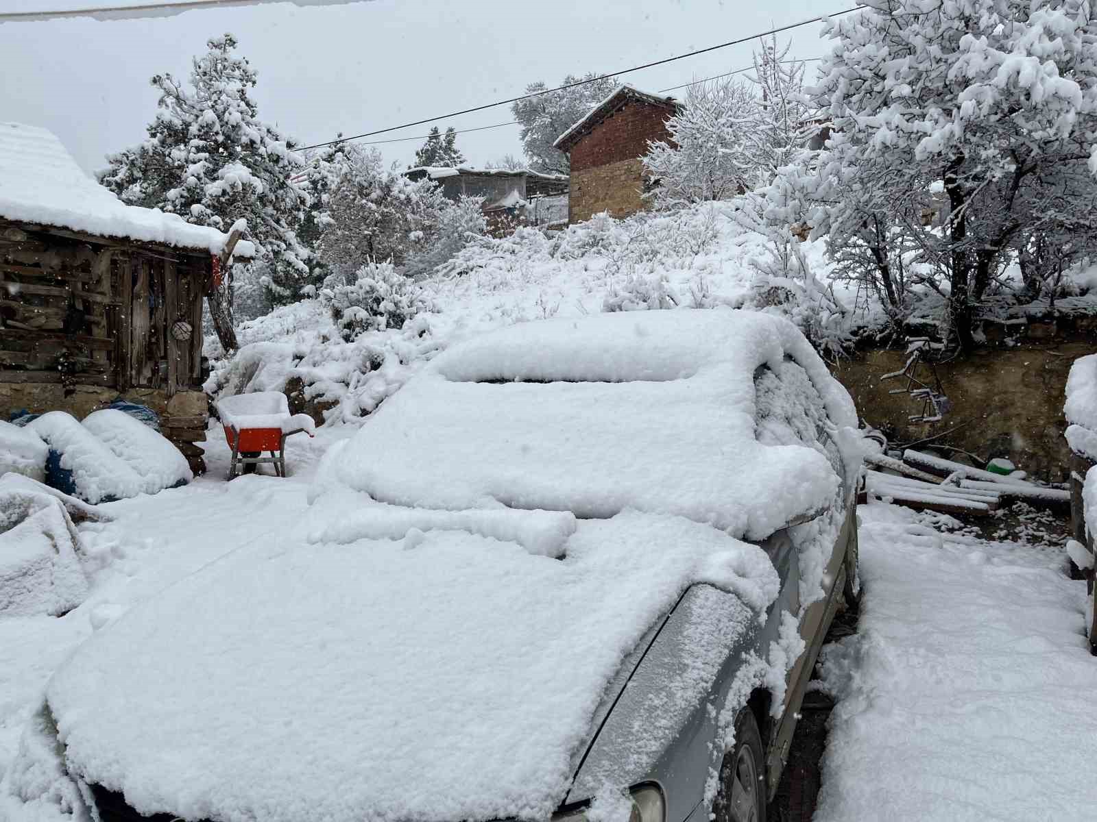 Çameli’nde 1 günlük kar tatili