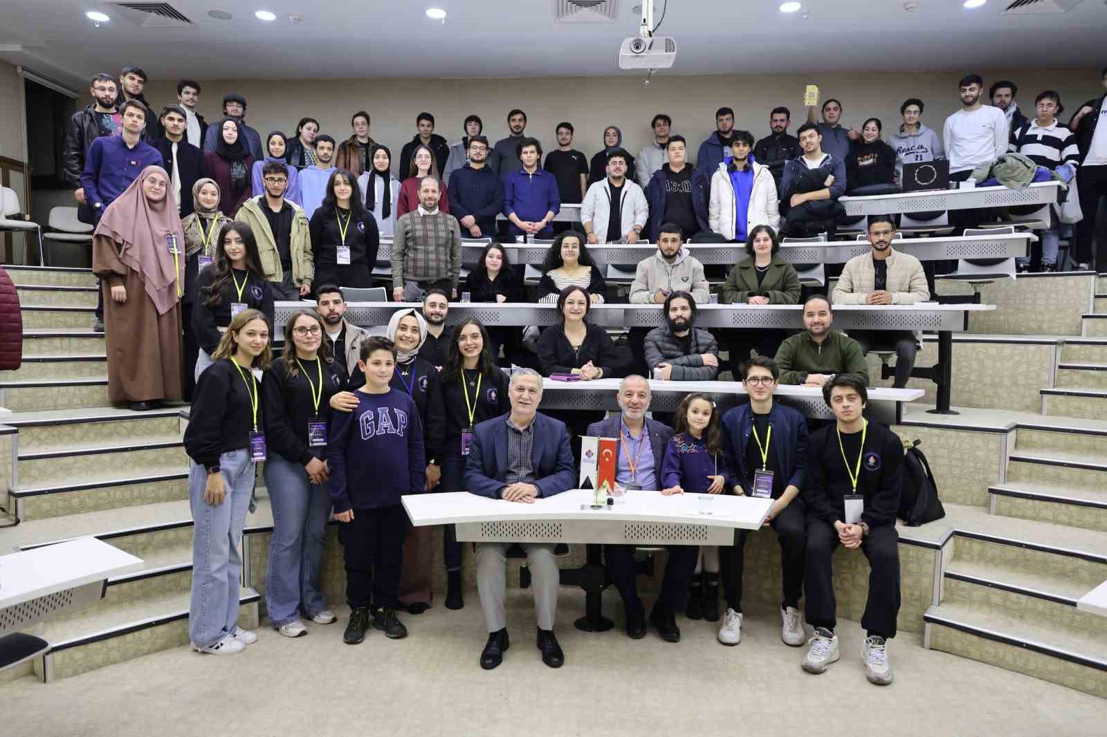 Genç yazılımcılar HKÜ Web Hackathon’da yarıştı