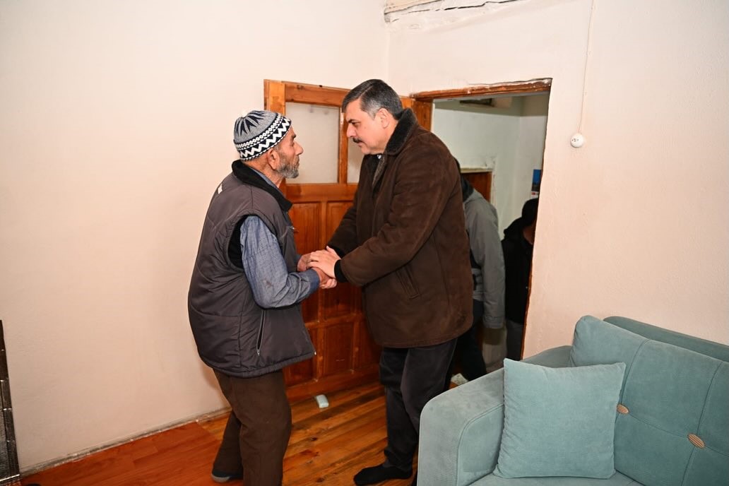 96&rsquo;lık Refik  Dede&rsquo;ye vefa
