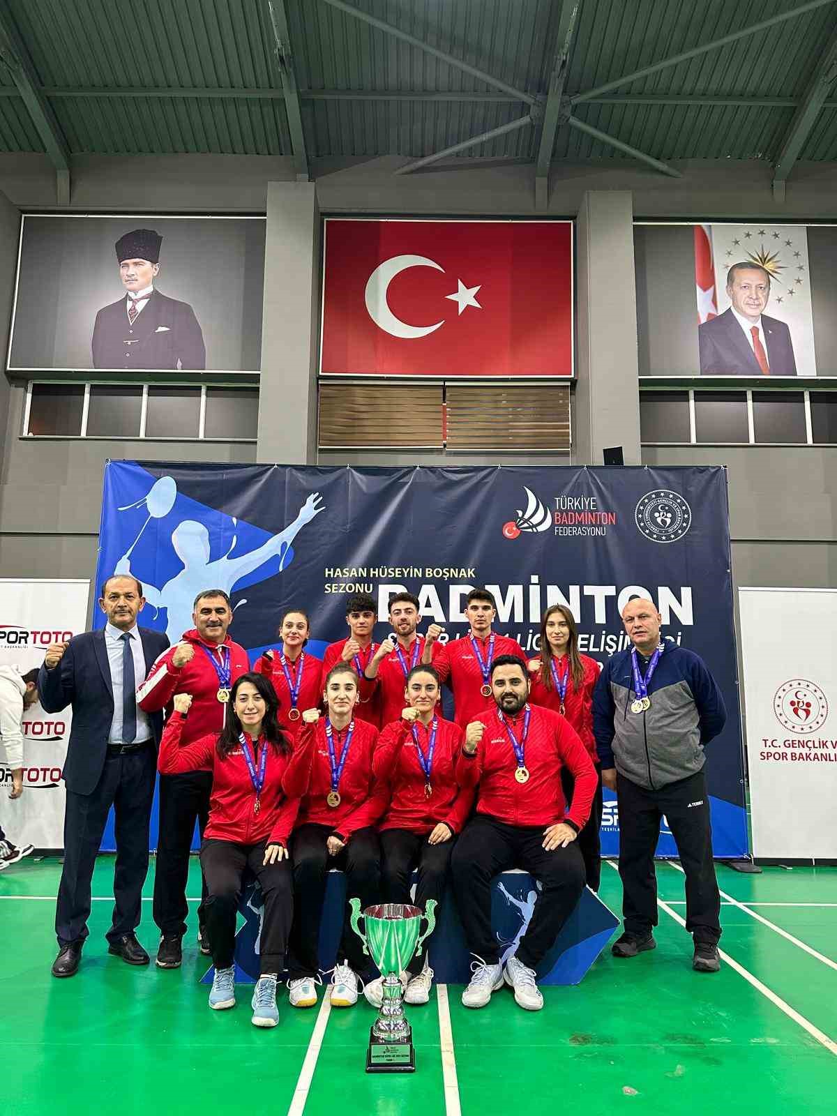 Türkiye Badminton Federasyonu Süper Ligine Erzincan Kulüpleri damga vurdu
