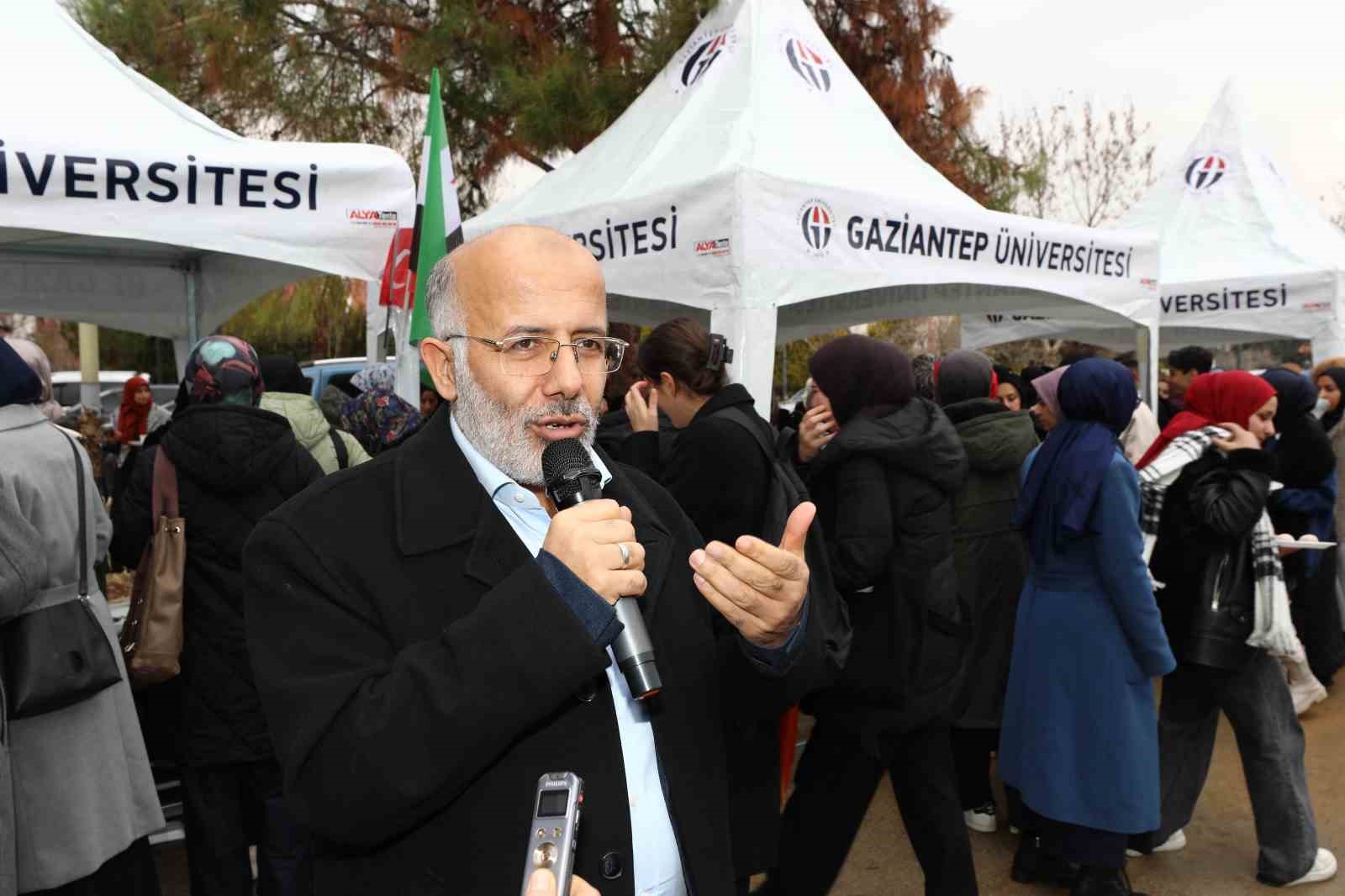 GAÜN’lü öğrenciler Gazze için yardım düzenledi