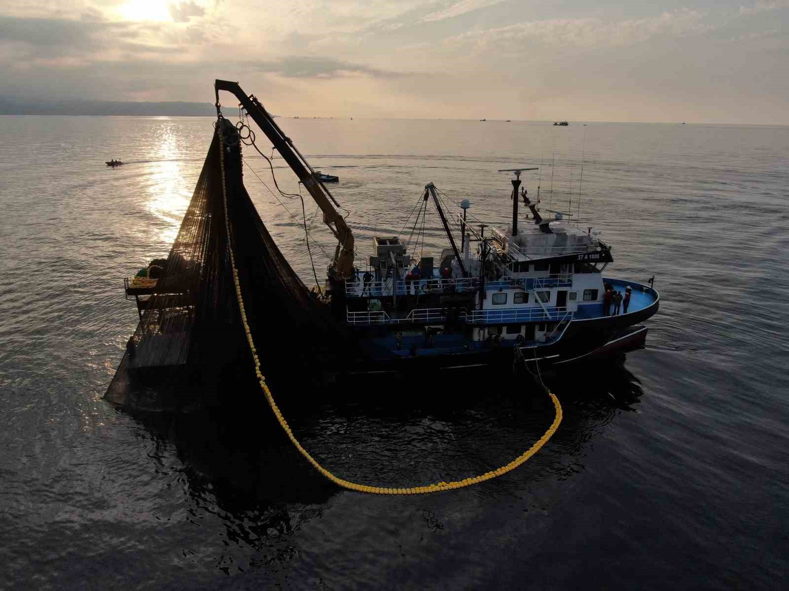 Kendisi küçük ama şöhreti büyük
