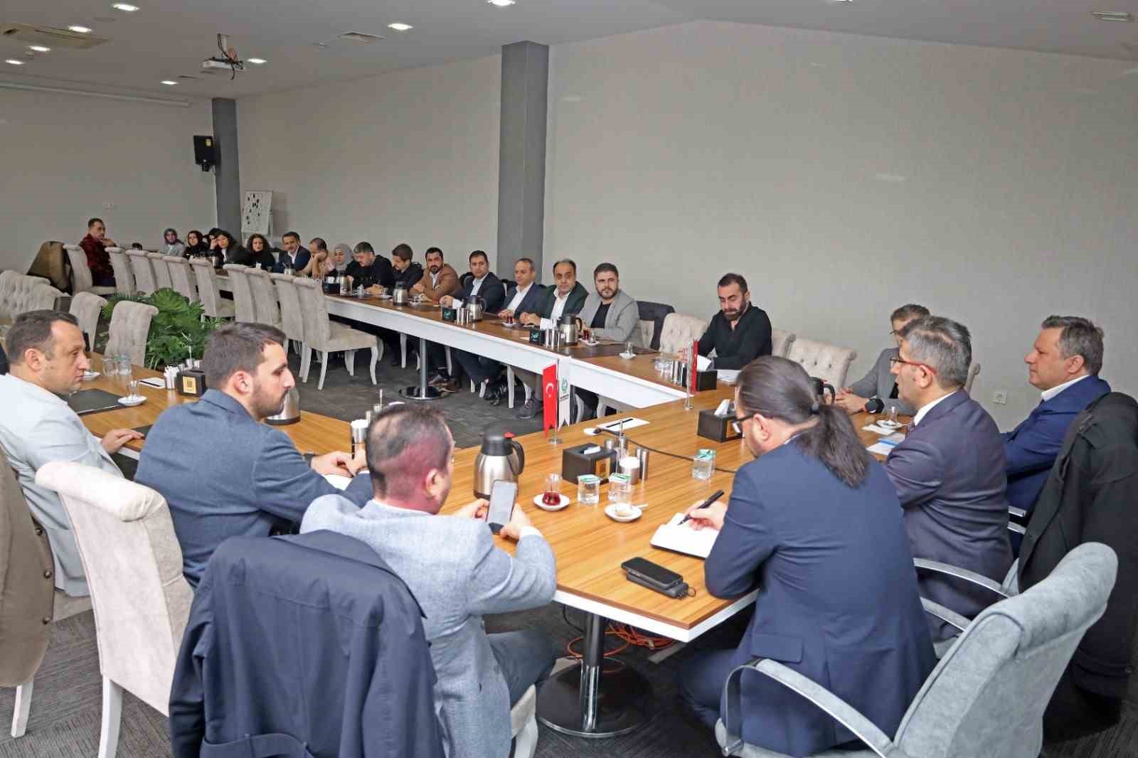 Yılın son toplantısında ka&ccedil;ak yapılaşma ve imar kurallarına vurgu yapıldı
