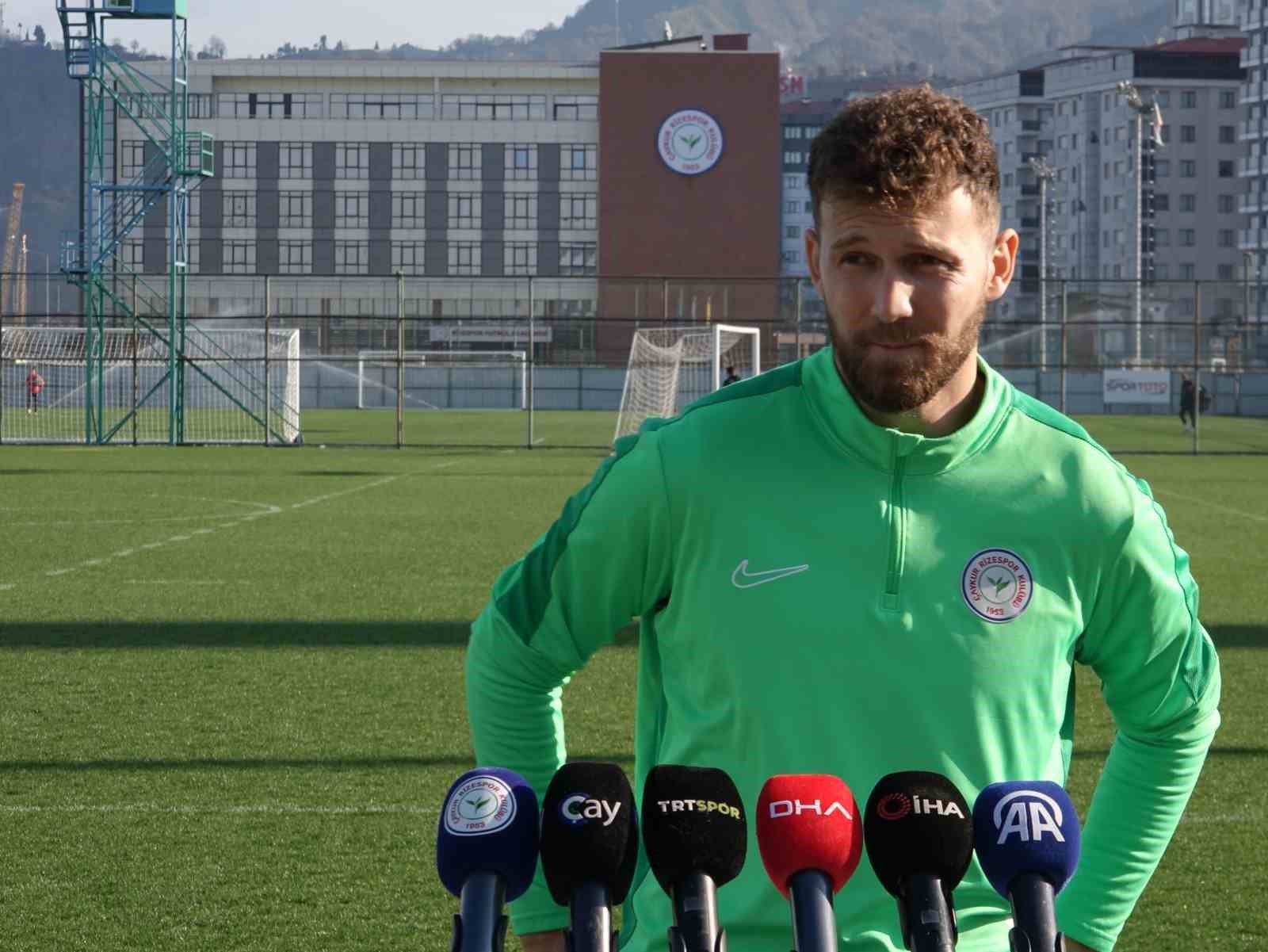 Tarık Çetin: "Yeni yıla Beşiktaş galibiyetiyle başlamak istiyoruz"