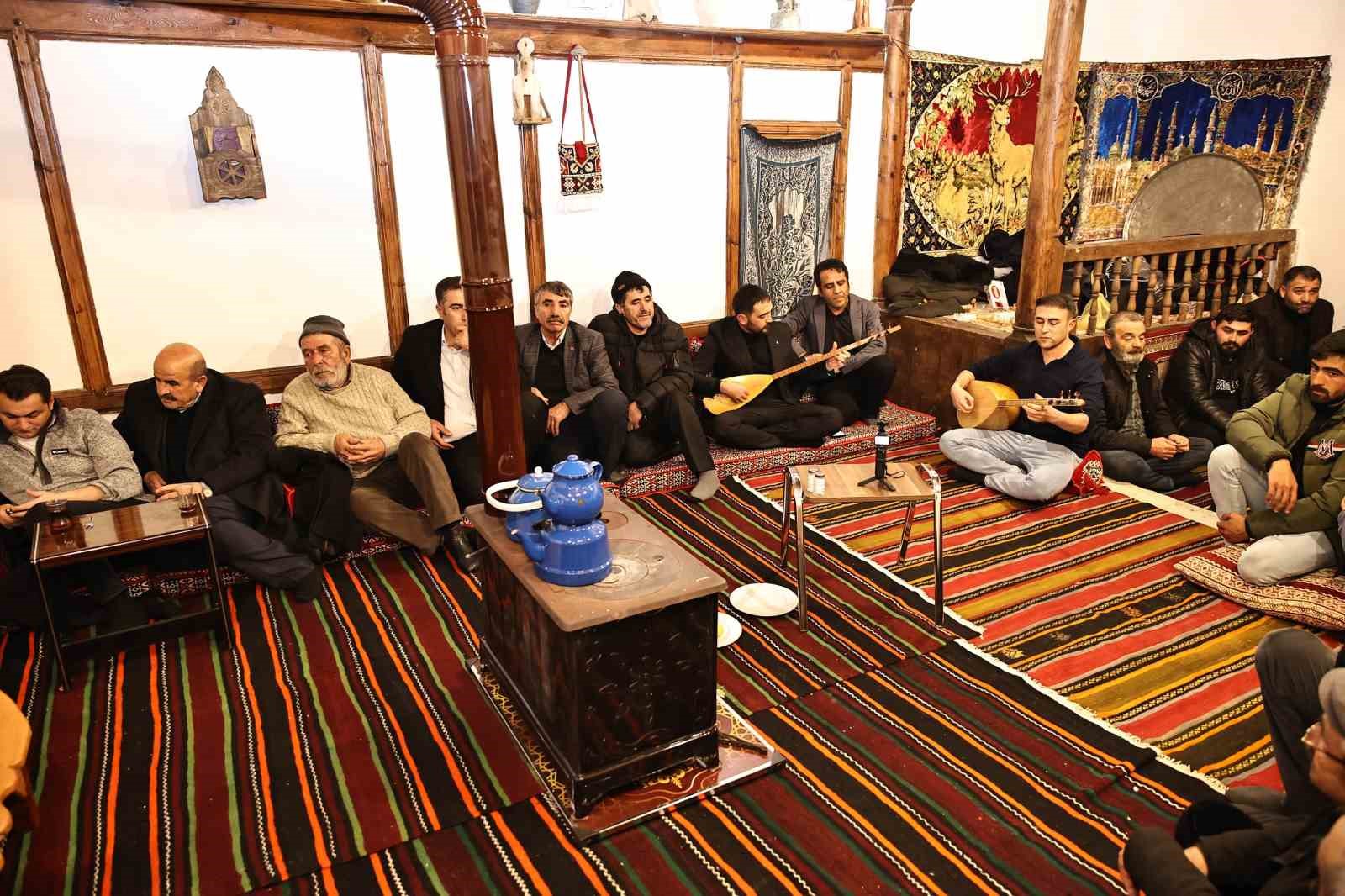 Sivas’ta köy odası geleneği yaşatılmaya devam ediyor