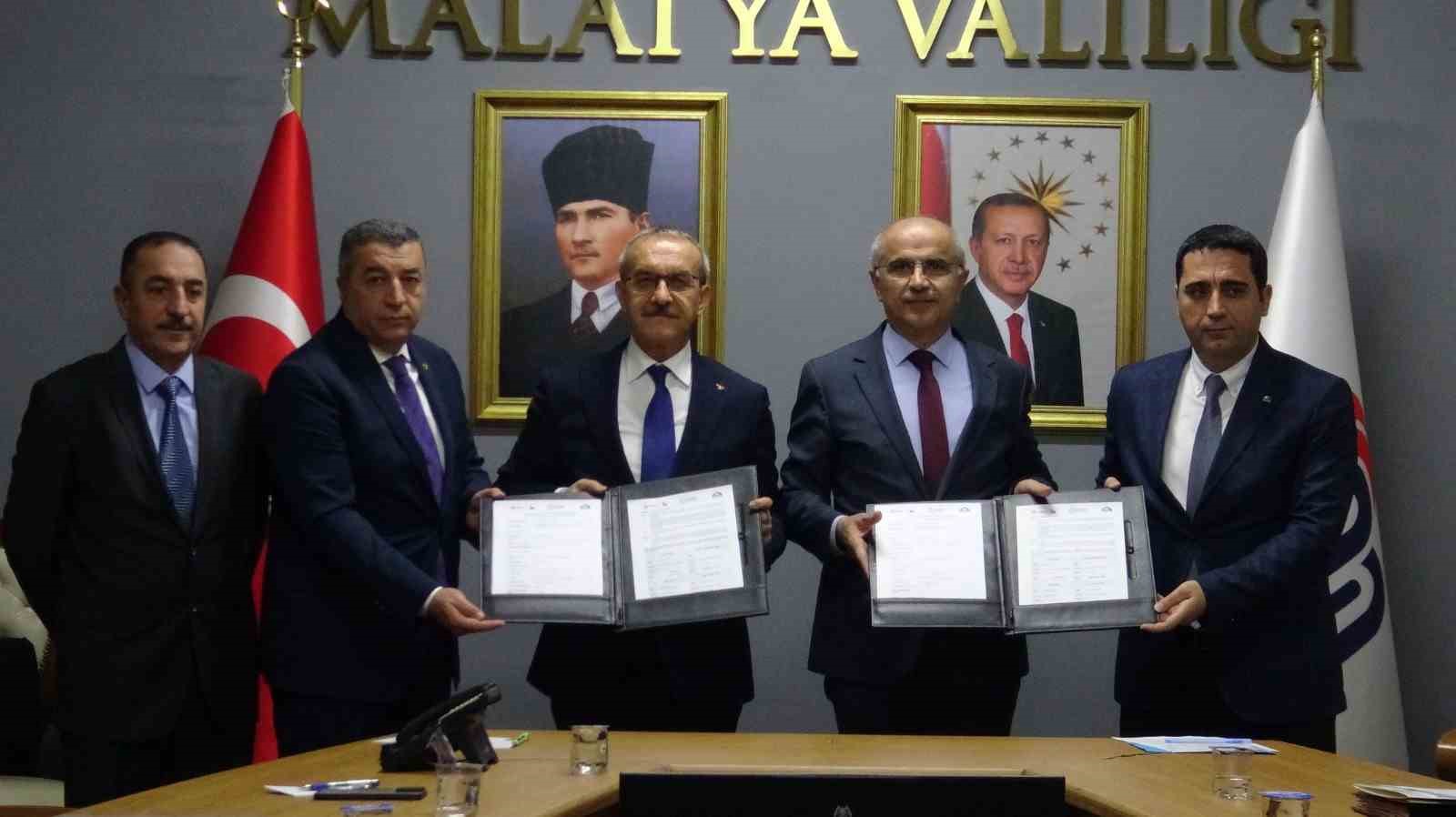 Malatya hububat sekt&ouml;r&uuml; deprem sonrası yeniden canlanıyor
