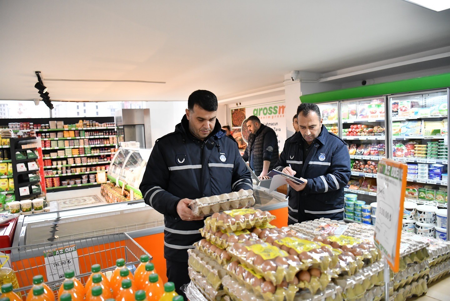 Yeşilyurt&rsquo;ta yılbaşı denetimleri yoğunlaştı
