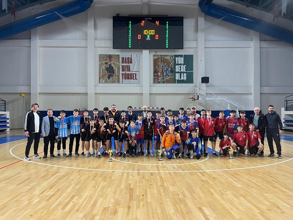 Kütahya’da ’Yıldızlar Futsal İl Birinciliği’ müsabakaları tamamlandı