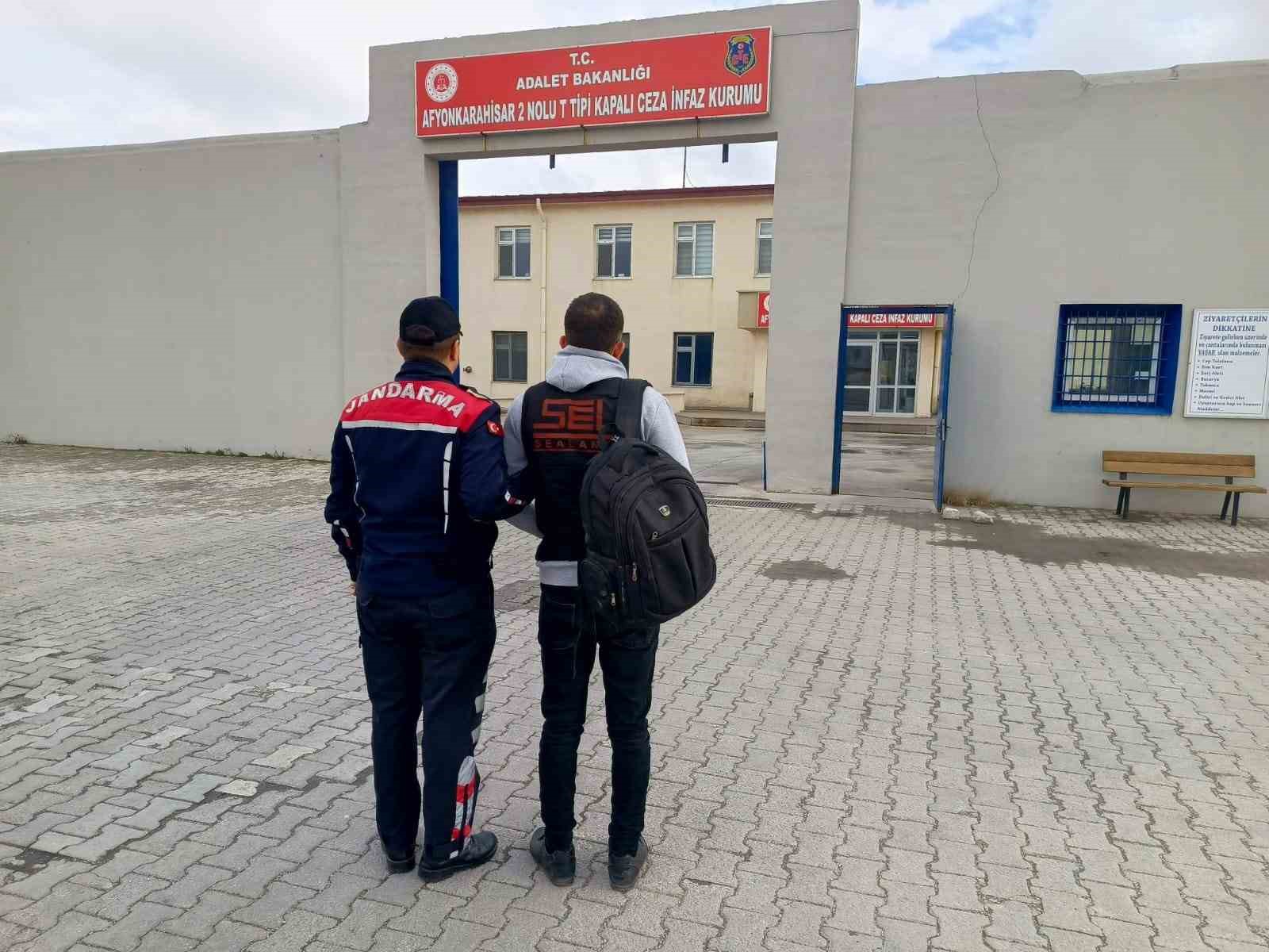 Afyonkarahisar’da kaçak şahıs yakalandı