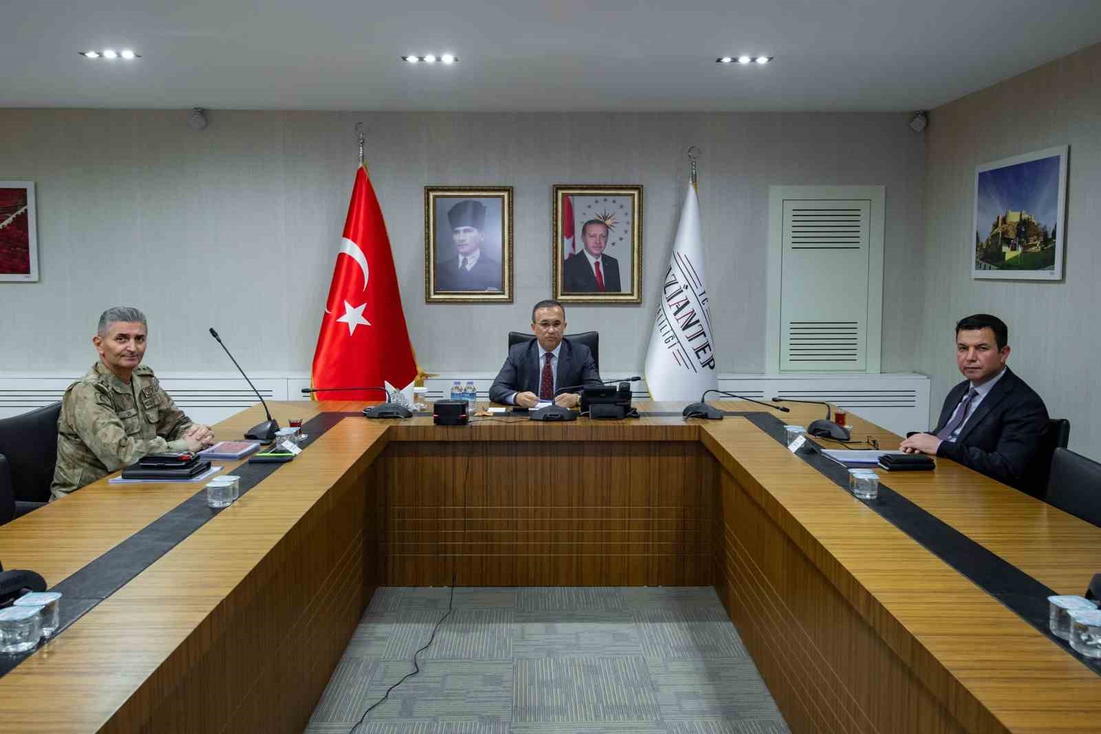 Gaziantep’te yılbaşı gecesi 10 bin personel görev başında