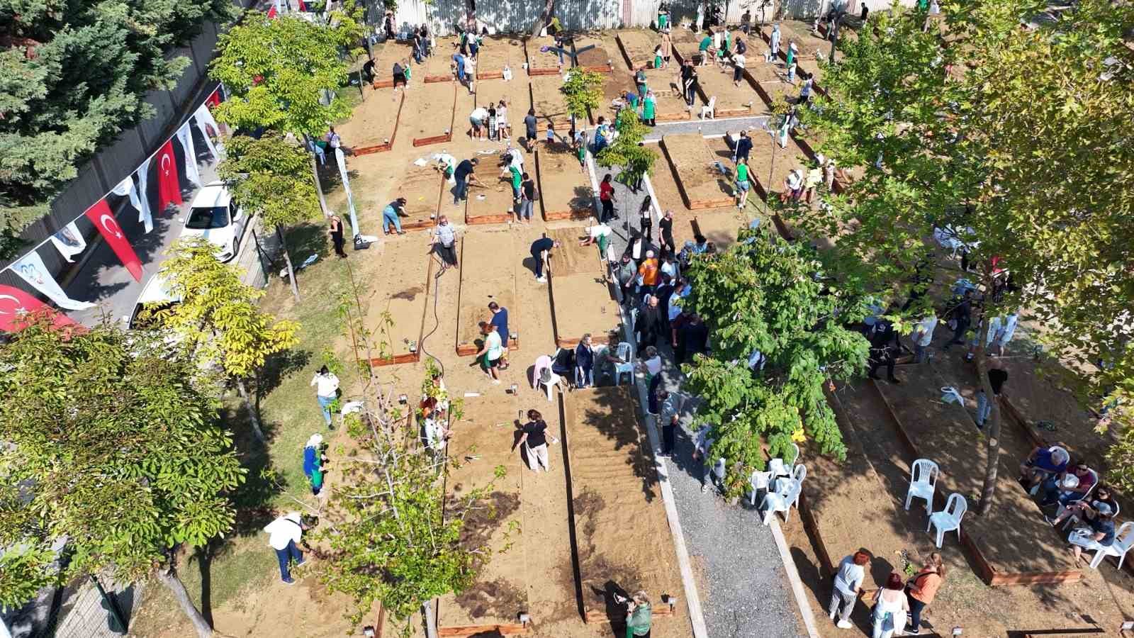 Ataşehir Belediyesi hizmet ve projelerle dolu bir yılı tamamladı
