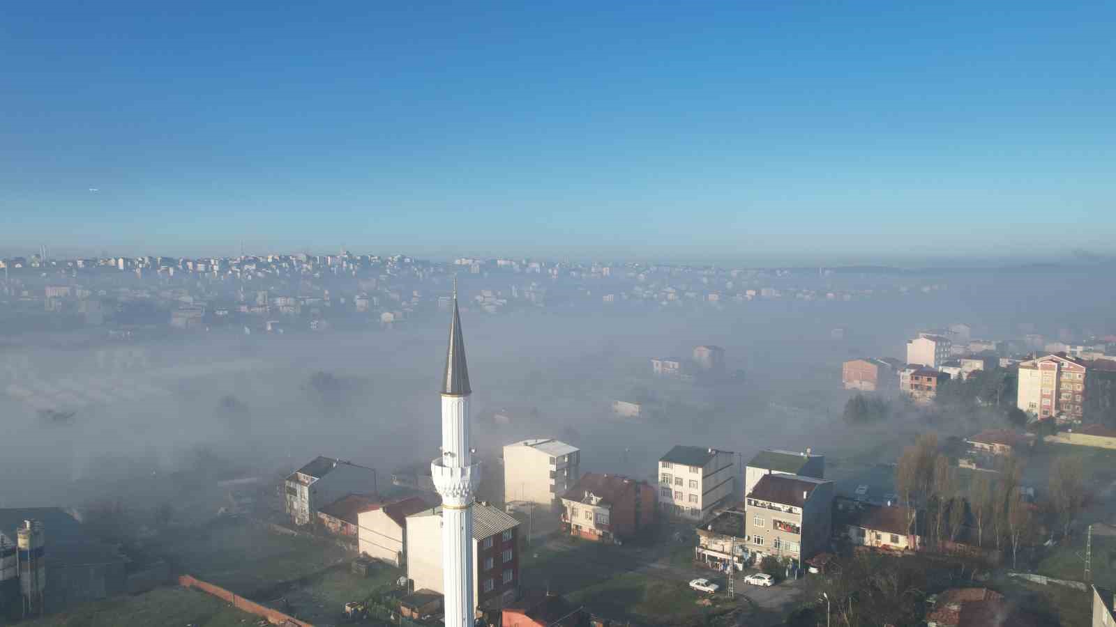 İstanbul’da yılın son gününde masalsı sis görüntüleri
