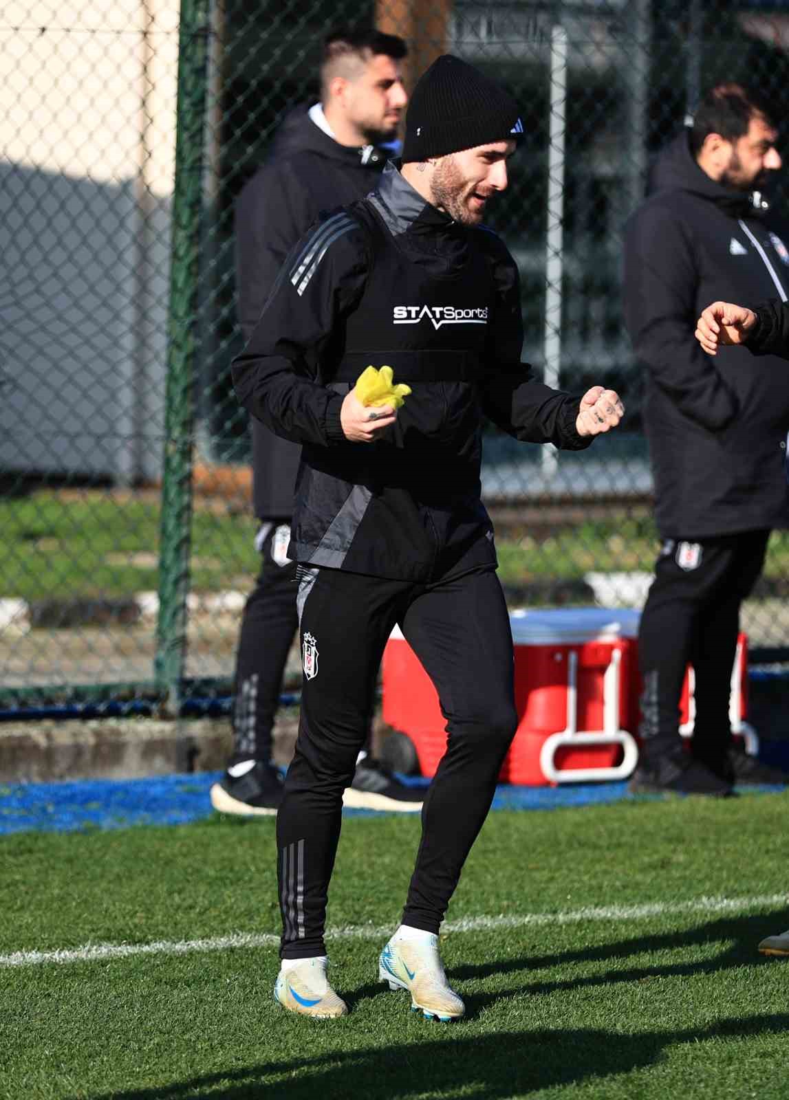 Beşiktaş’ta Rizespor mesaisi devam etti
