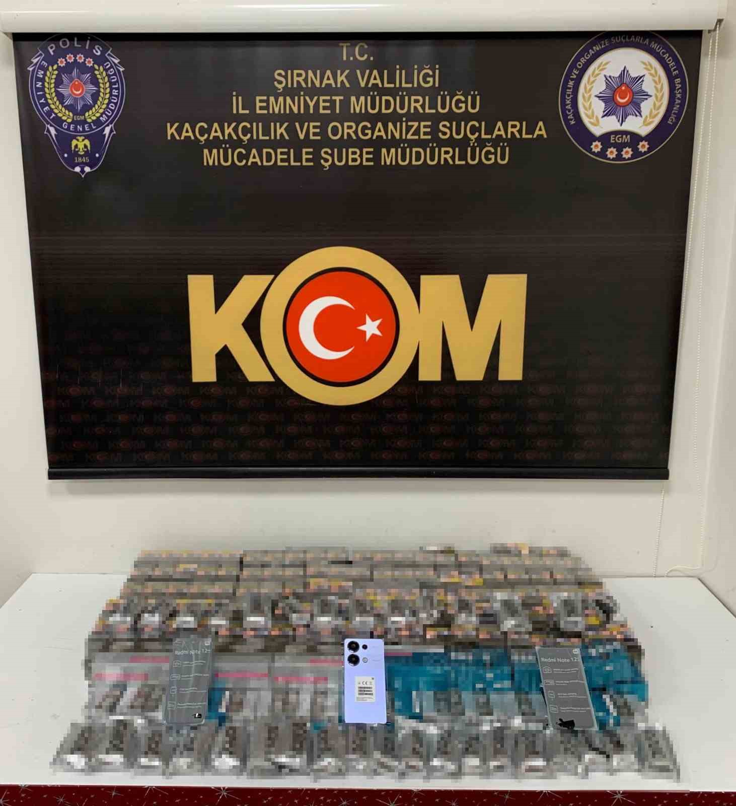 Şırnak&rsquo;ta 10 kilo 267 gram metamfetamin ele ge&ccedil;irildi
