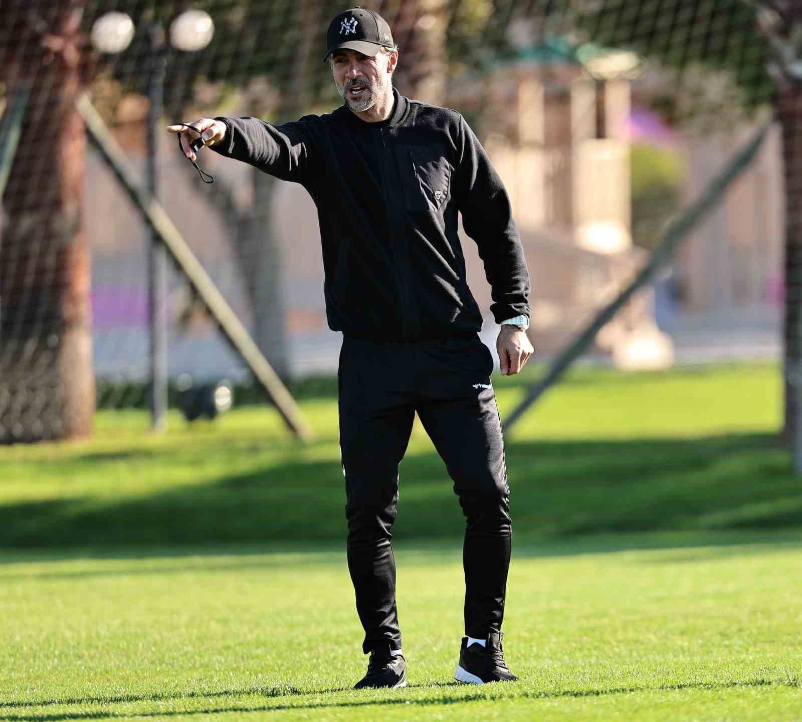 Sivasspor pas &ccedil;alıştı
