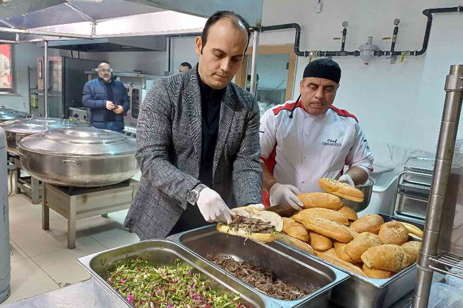 Araban&rsquo;da g&uuml;nl&uuml;k 400 ihtiya&ccedil; sahibine yemek desteği
