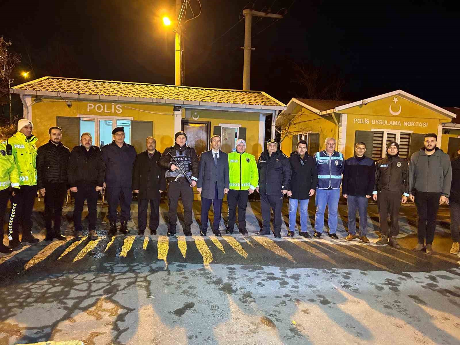 Vali Aktaş yeni yıla g&ouml;rev başında giren kamu personelini ziyaret etti
