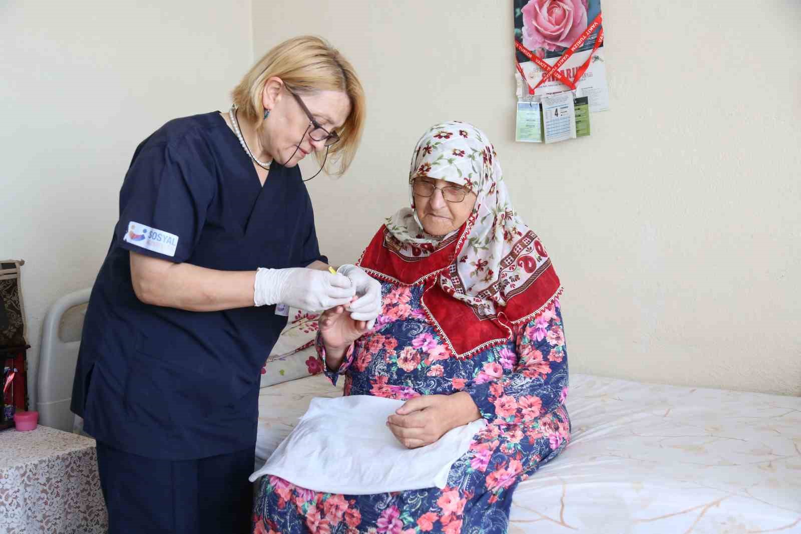 2024&rsquo;te 85 bin kez evde bakım hizmeti verildi

