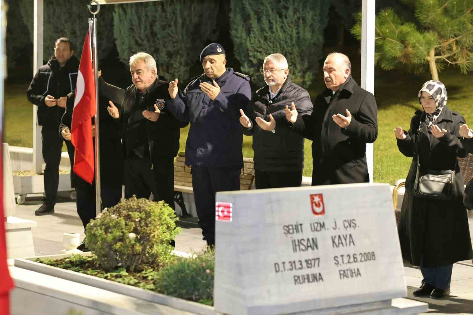 Çorum’da yılbaşı gecesi şehitler unutulmadı
