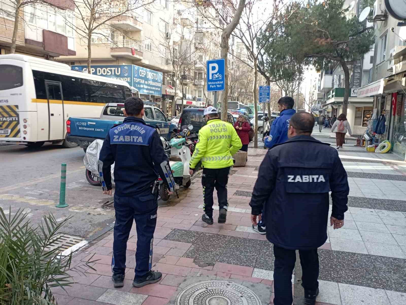 Manisa’da denetimler yılın ilk saatlerinde de devam etti
