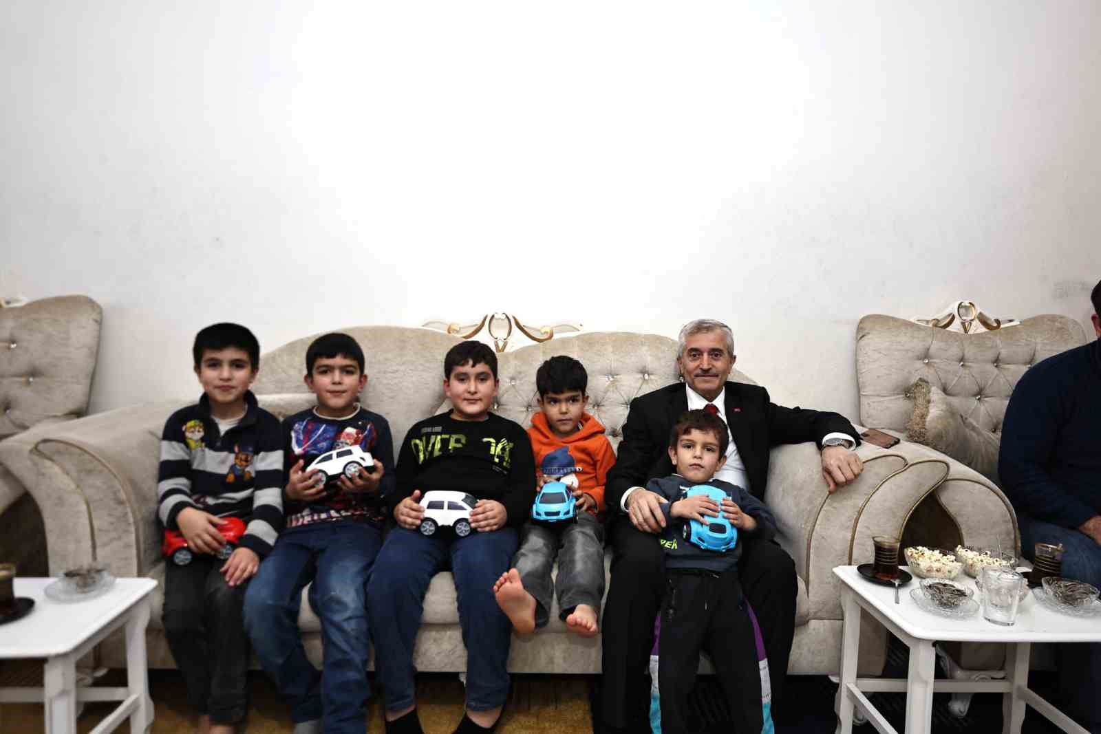 Başkan Tahmazoğlu&rsquo;ndan s&uuml;rpriz ziyaret

