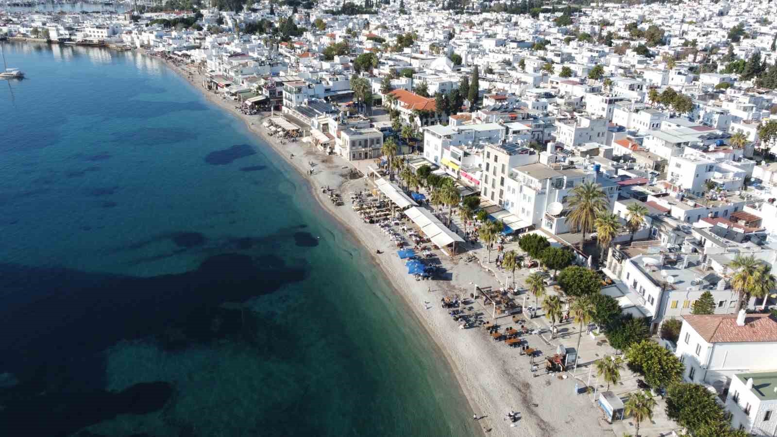 Bodrum’da yeni yılın ilk günü deniz keyfi