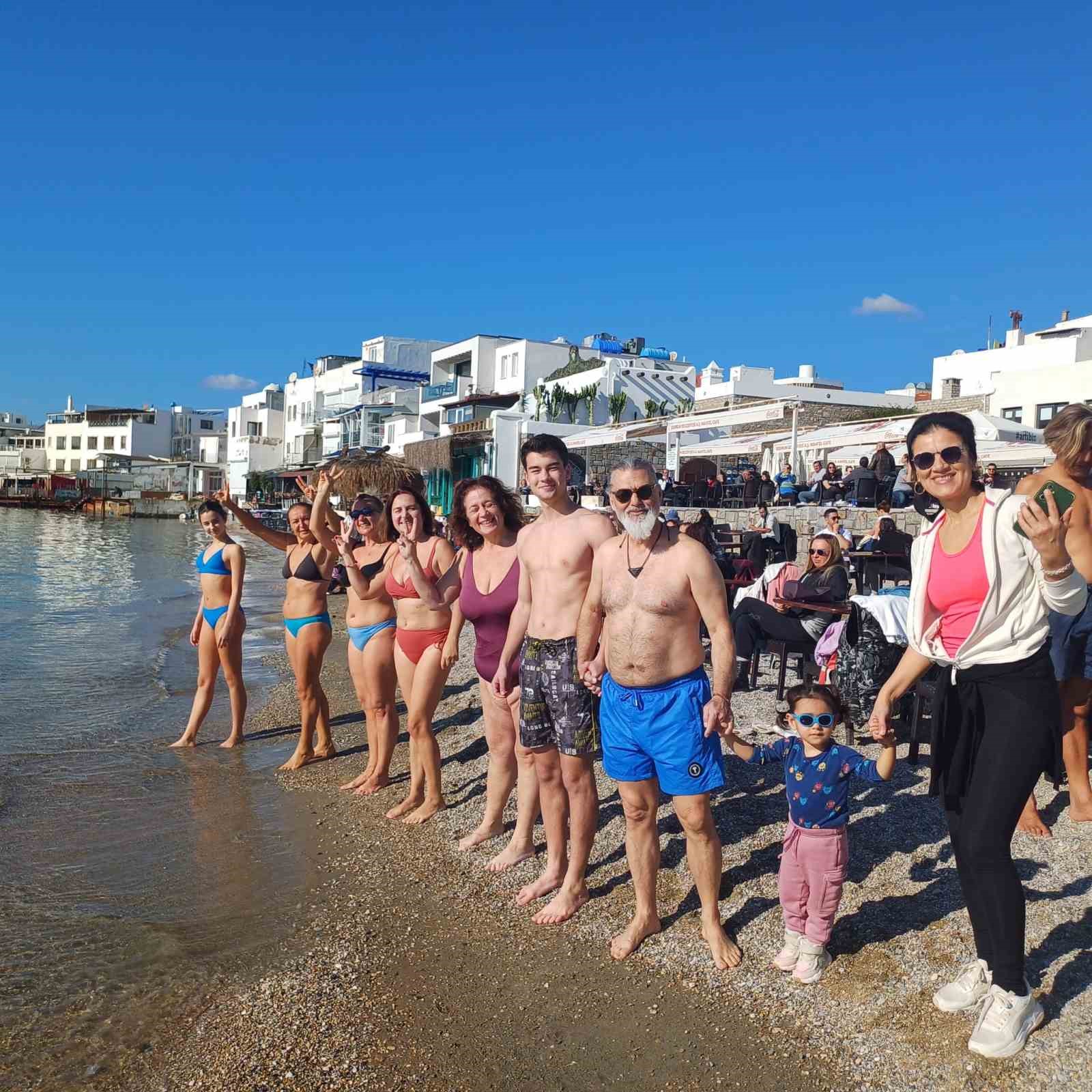 Bodrum’da yeni yılın ilk günü deniz keyfi
