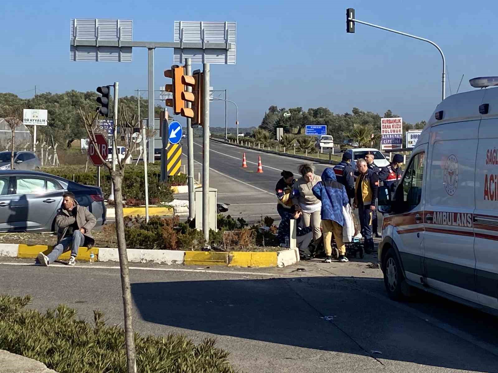 Balıkesir’detrafik kazası: 3 yaralı
