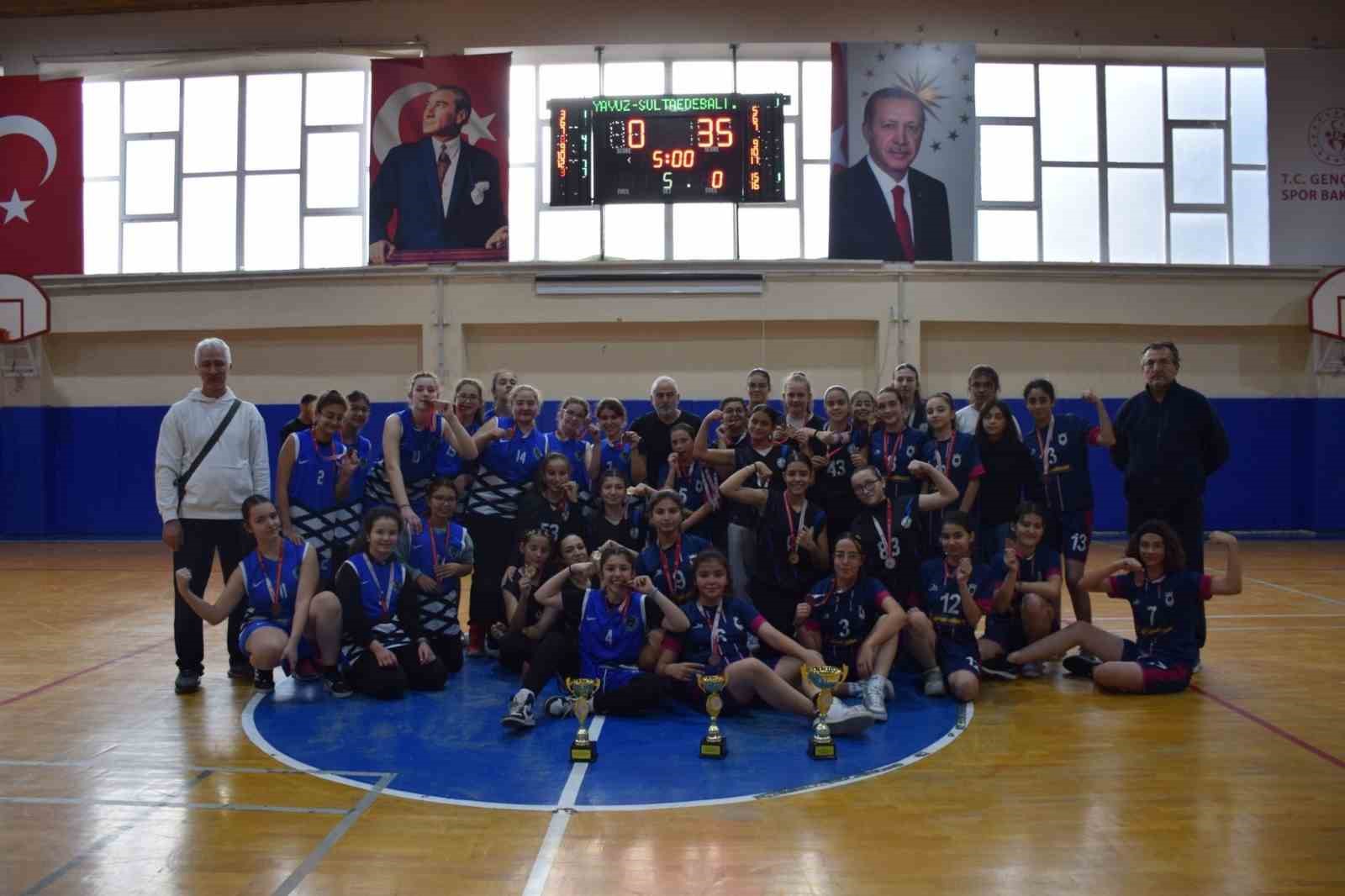 Bilecik&rsquo;te Yıldız Kızlar Basketbol M&uuml;sabakaları tamamlandı
