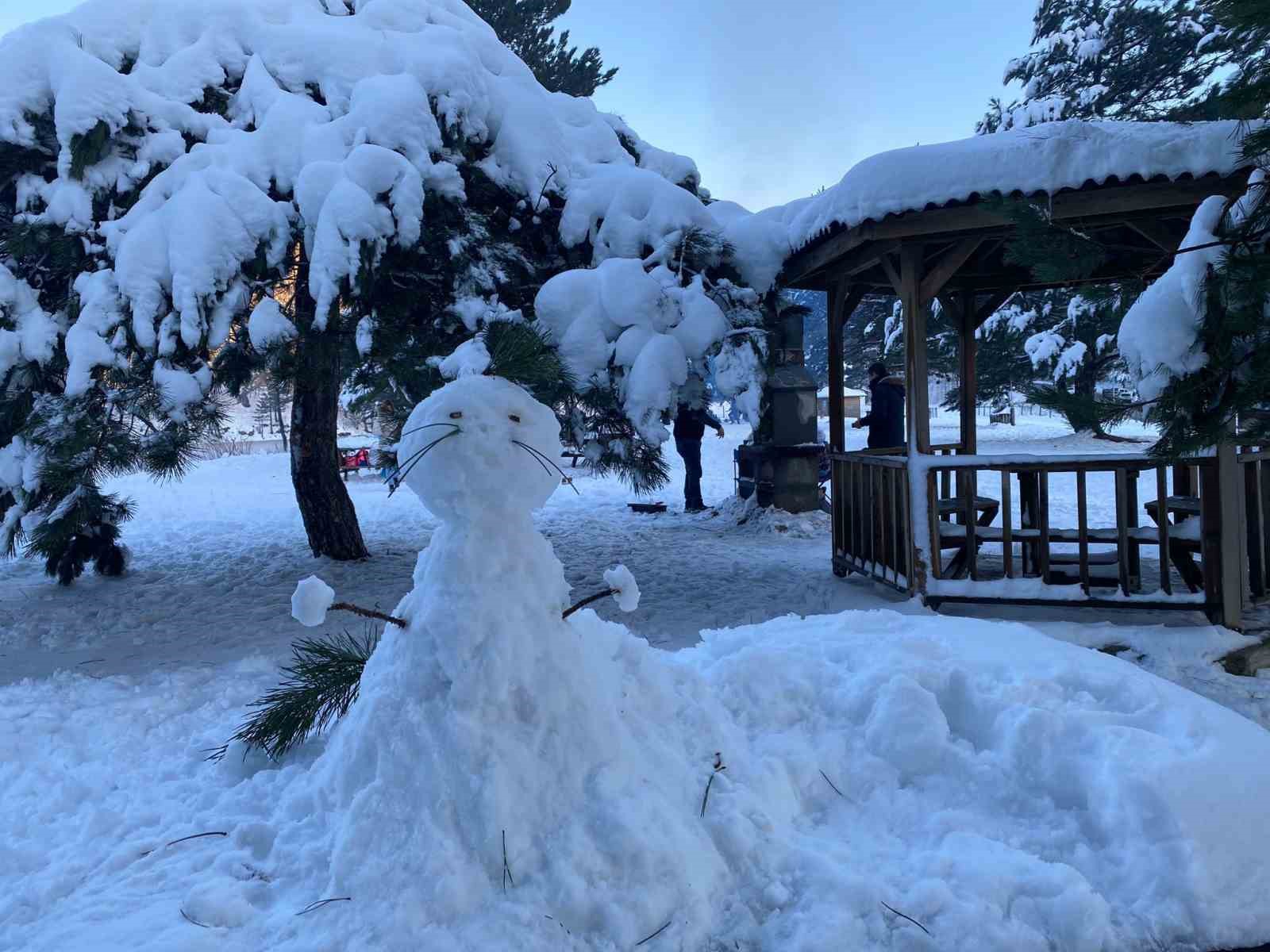 Kütahya’nın Topuk Yaylası doğaseverlerin akınına uğruyor
