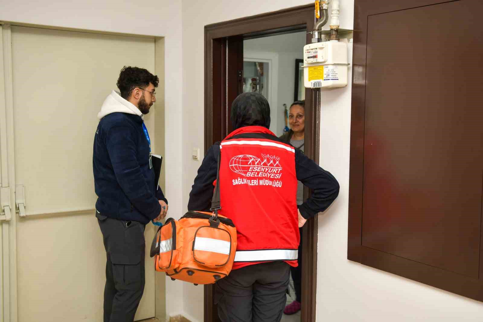 T&uuml;p bebek tedavisi g&ouml;ren kadınlara Evde Sağlık Hizmeti
