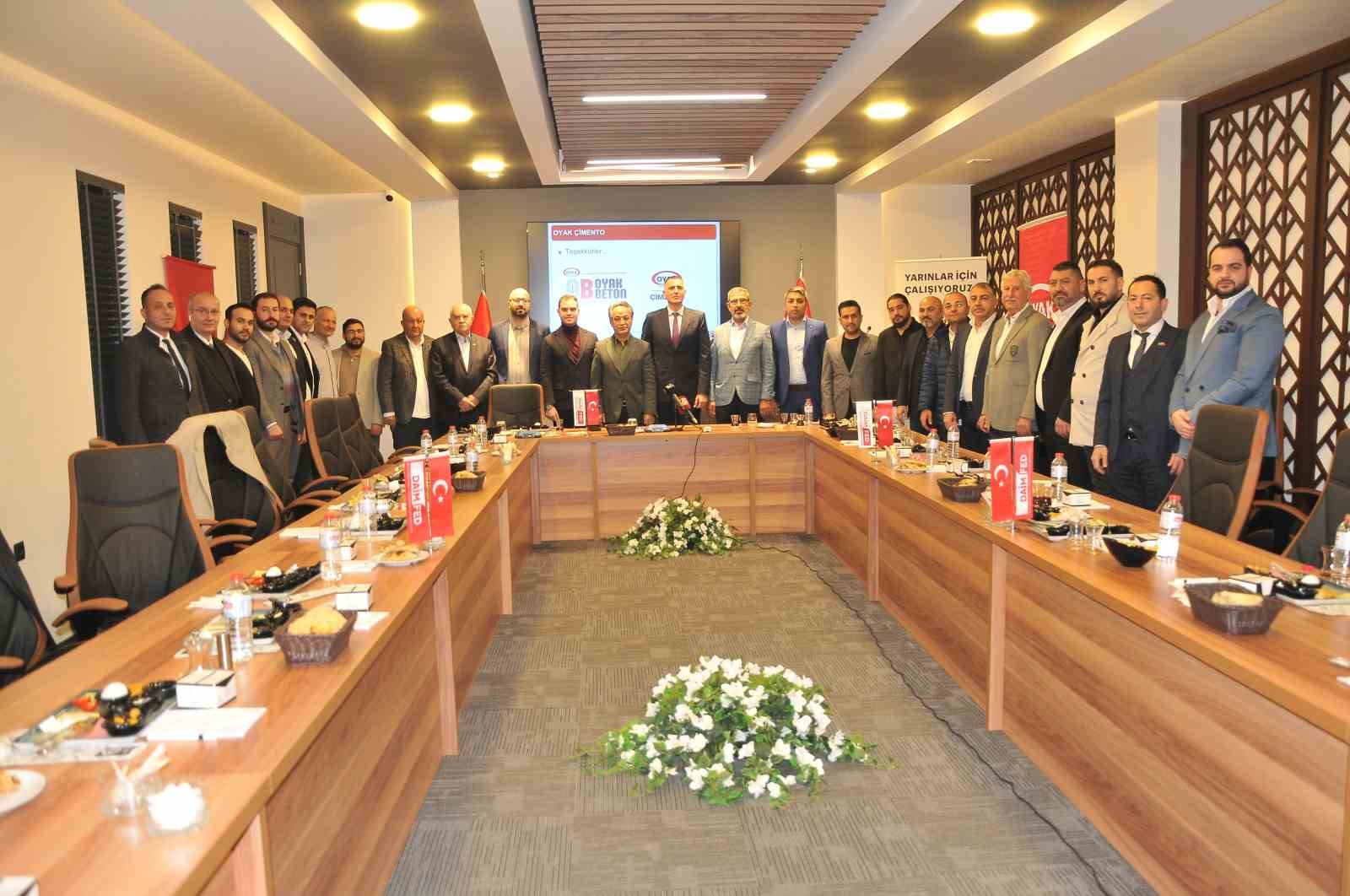 Karslıoğlu: &ldquo;Sekt&ouml;r&uuml;n i&ccedil;indeki &ccedil;&uuml;r&uuml;k elmaları temizlemeye gayret ediyoruz&rdquo;
