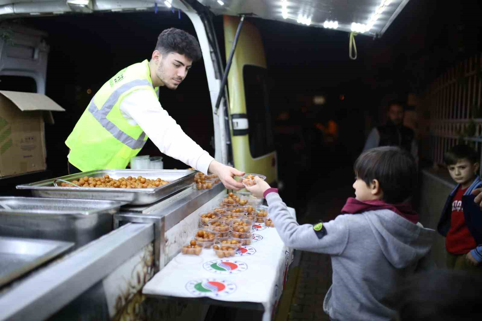 Kepez’den 5 bin kişiye kandil ikramı