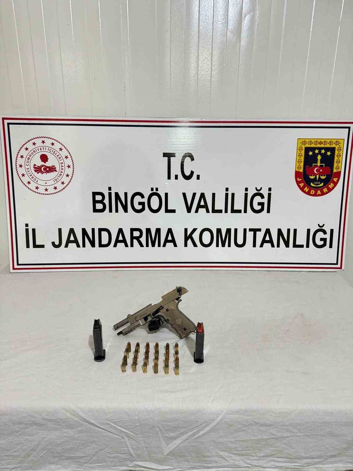 Bingöl’de uyuşturucu ve ruhsatsız silah operasyonu
