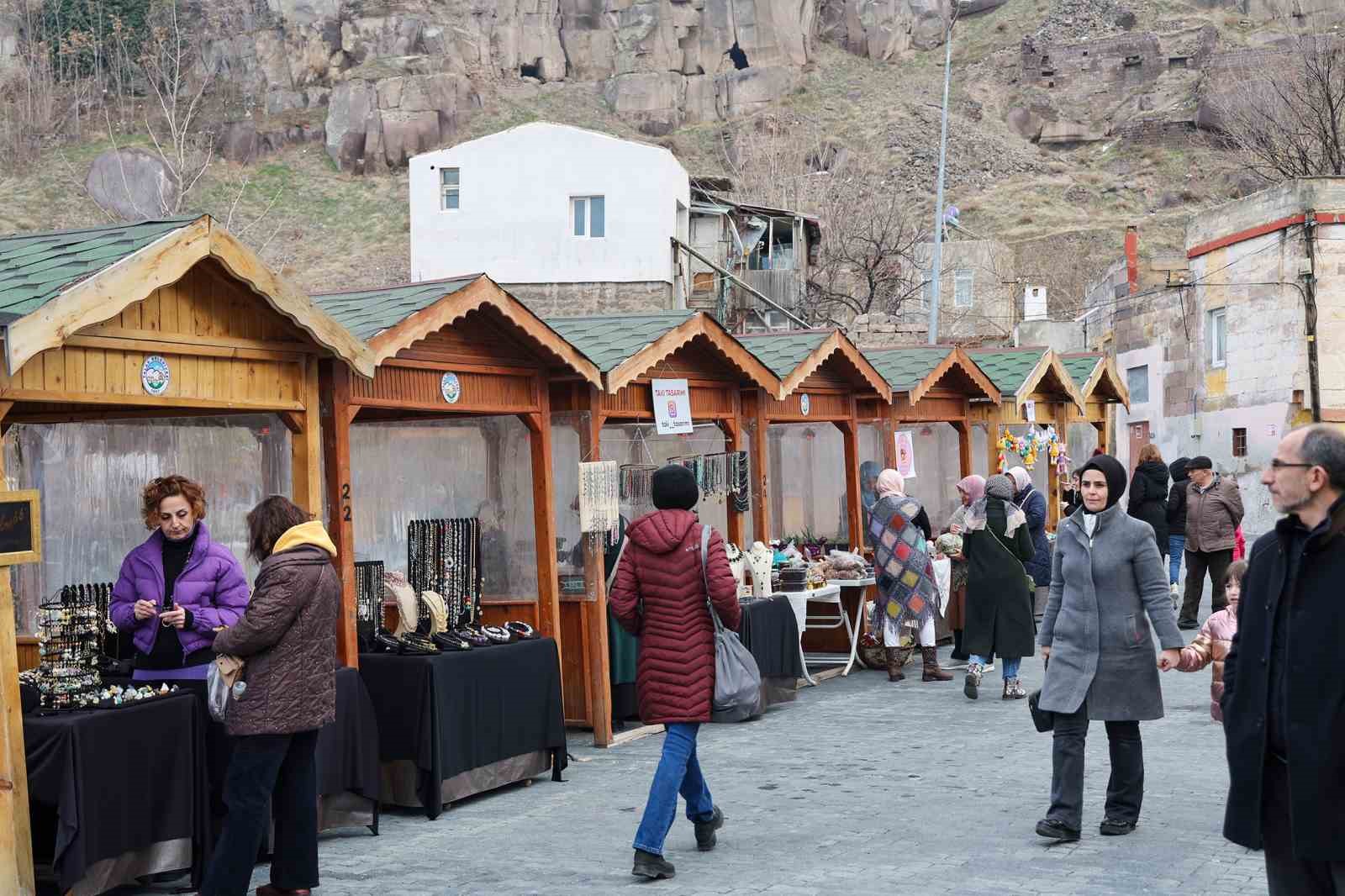 Talas’ta bu pazar yılın ilk “Maharetli Eller”i
