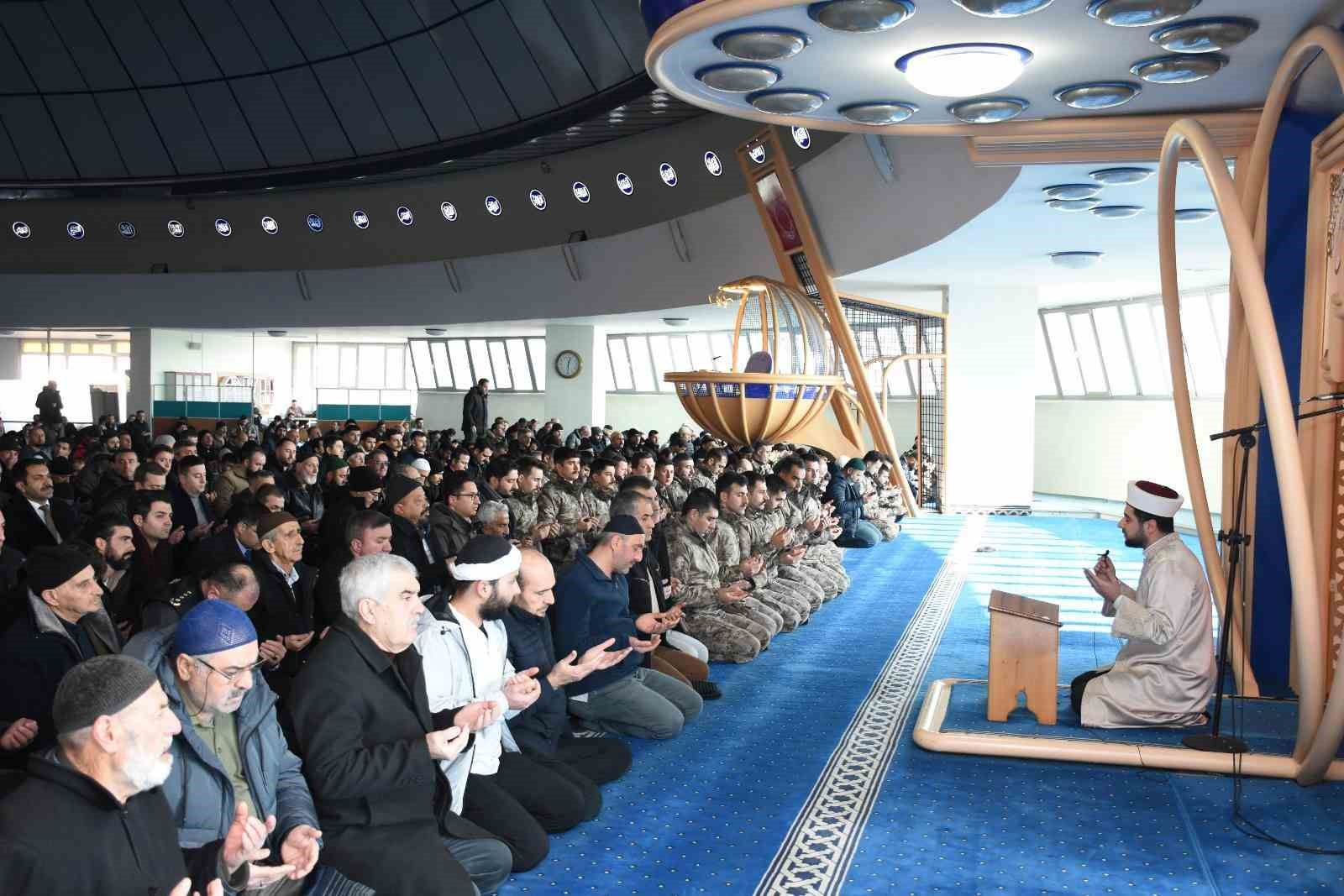 Erzincan’da şehitler için Mevlid-i Şerif programı düzenlendi